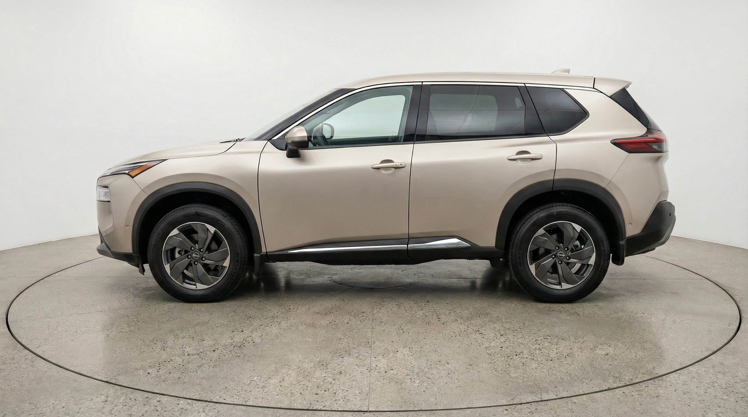 Thumbnail: 2025 Nissan Rogue - 4