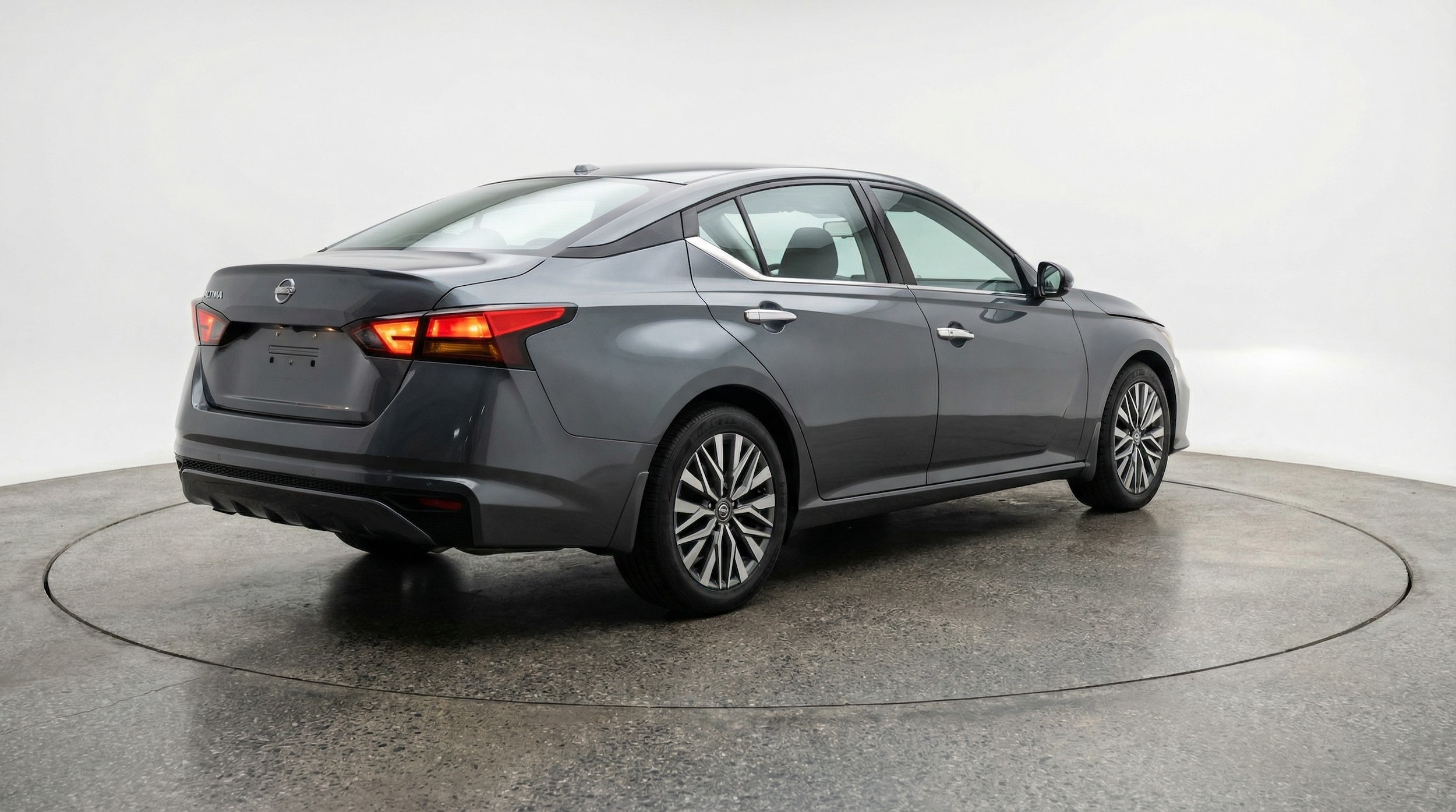 Thumbnail: 2025 Nissan Altima - 7