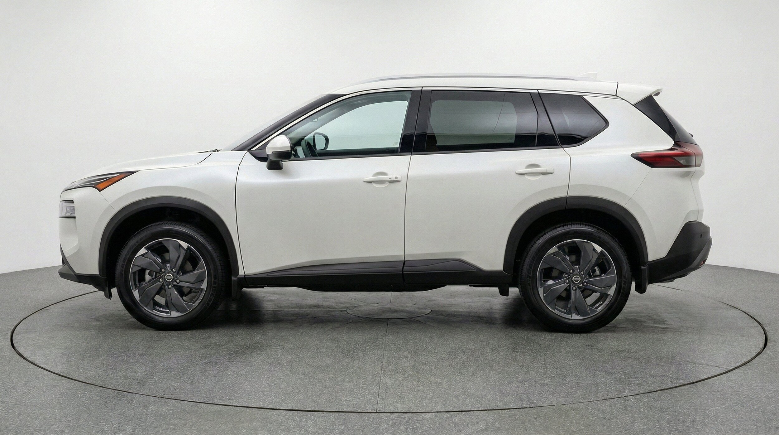 Thumbnail: 2026 Nissan Rogue - 5