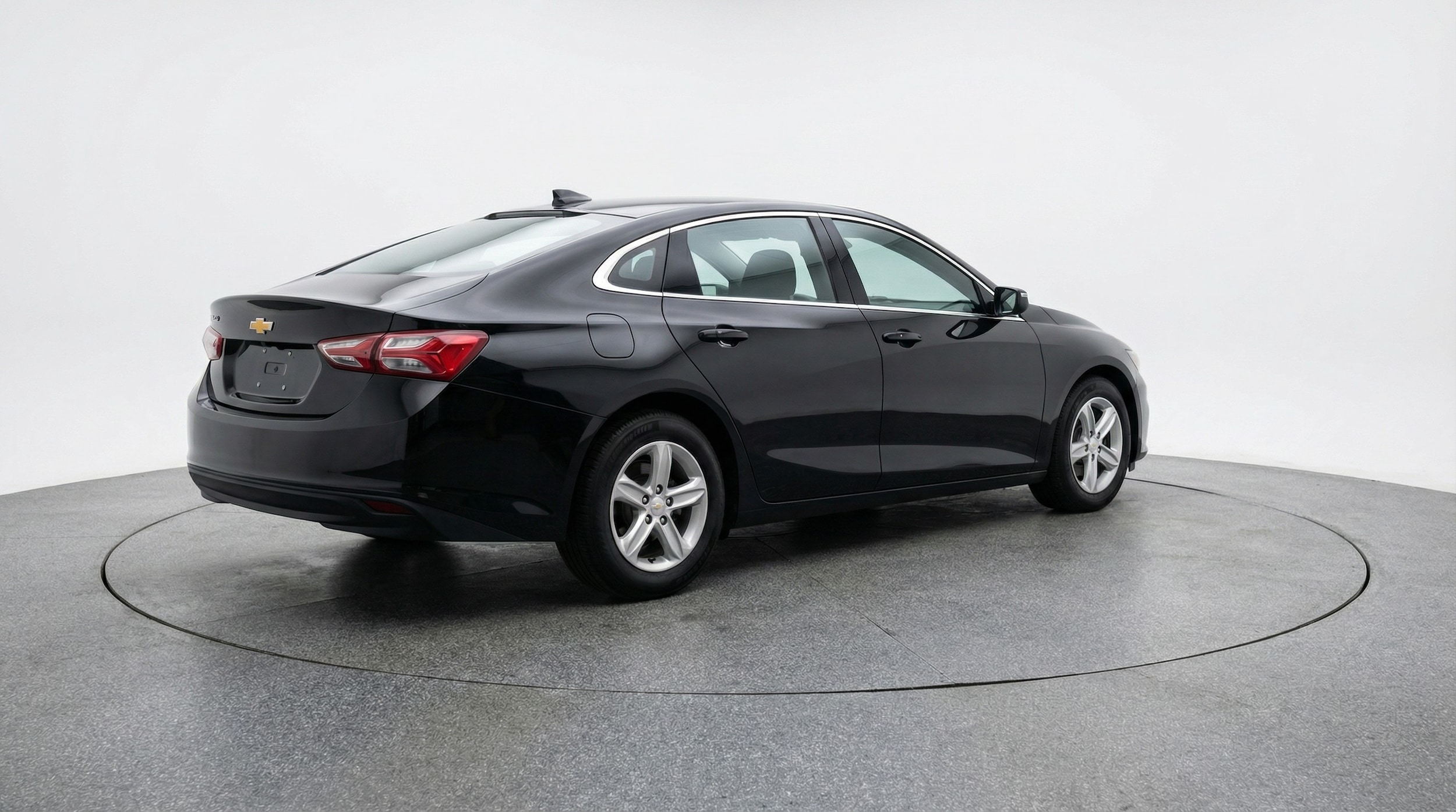 Thumbnail: 2024 Chevrolet Malibu - 7