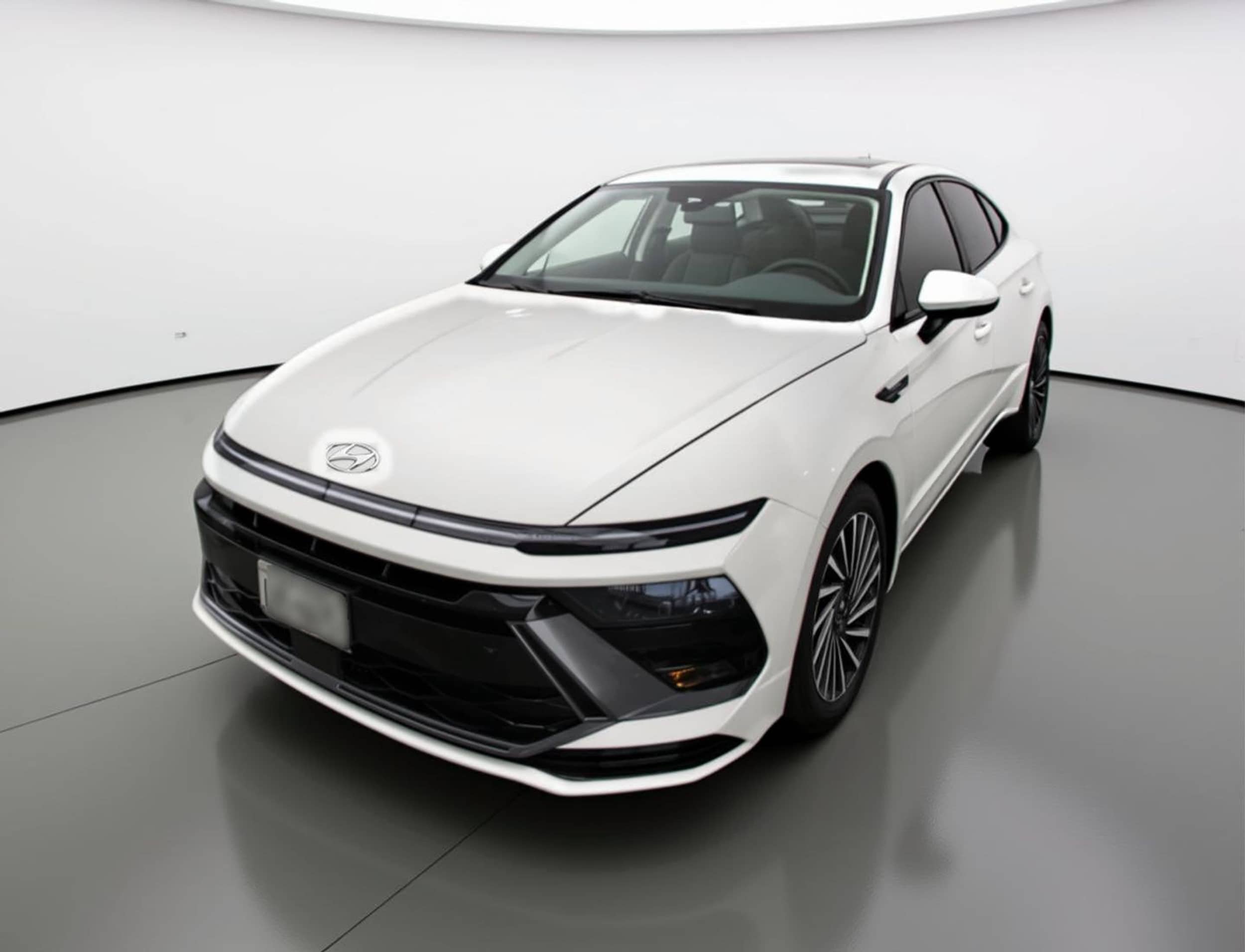 Thumbnail: 2025 Hyundai Sonata - 3