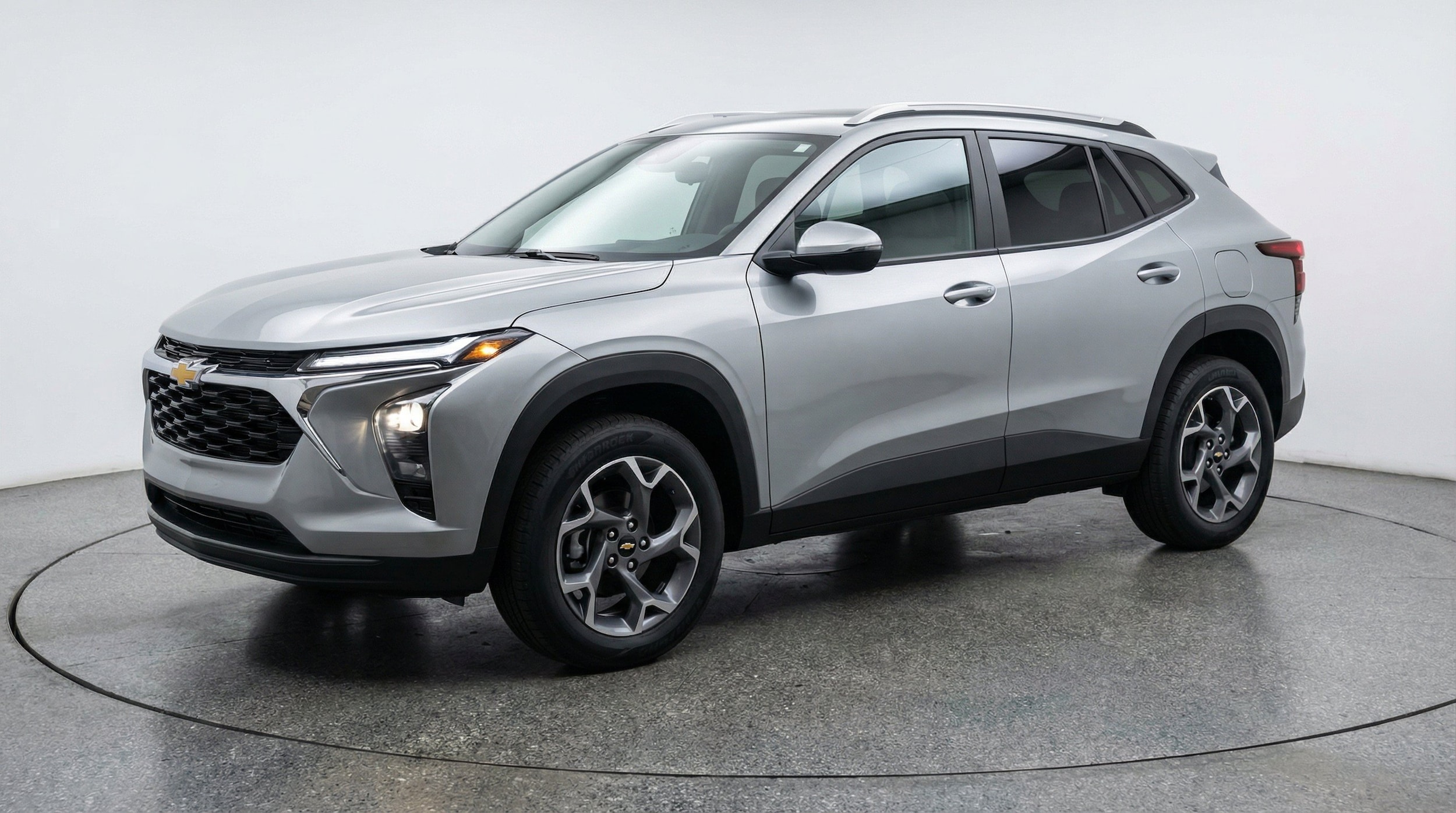 Thumbnail: 2025 Chevrolet Trax - 3