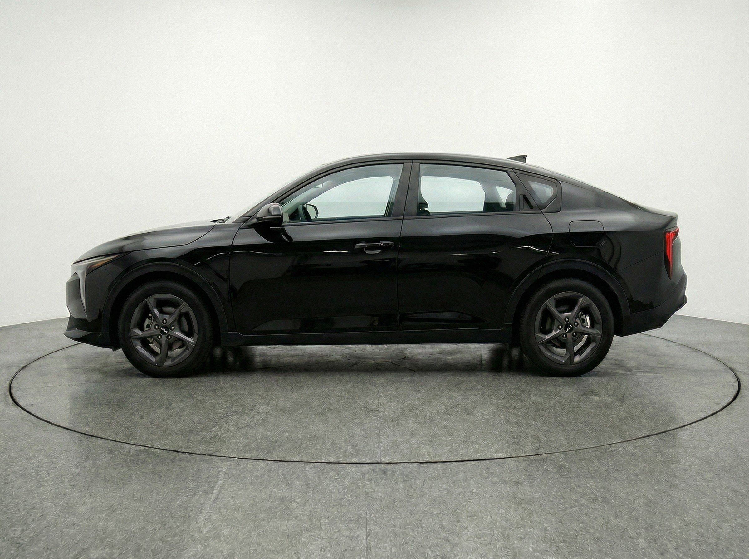 Thumbnail: 2025 Kia K4 - 5
