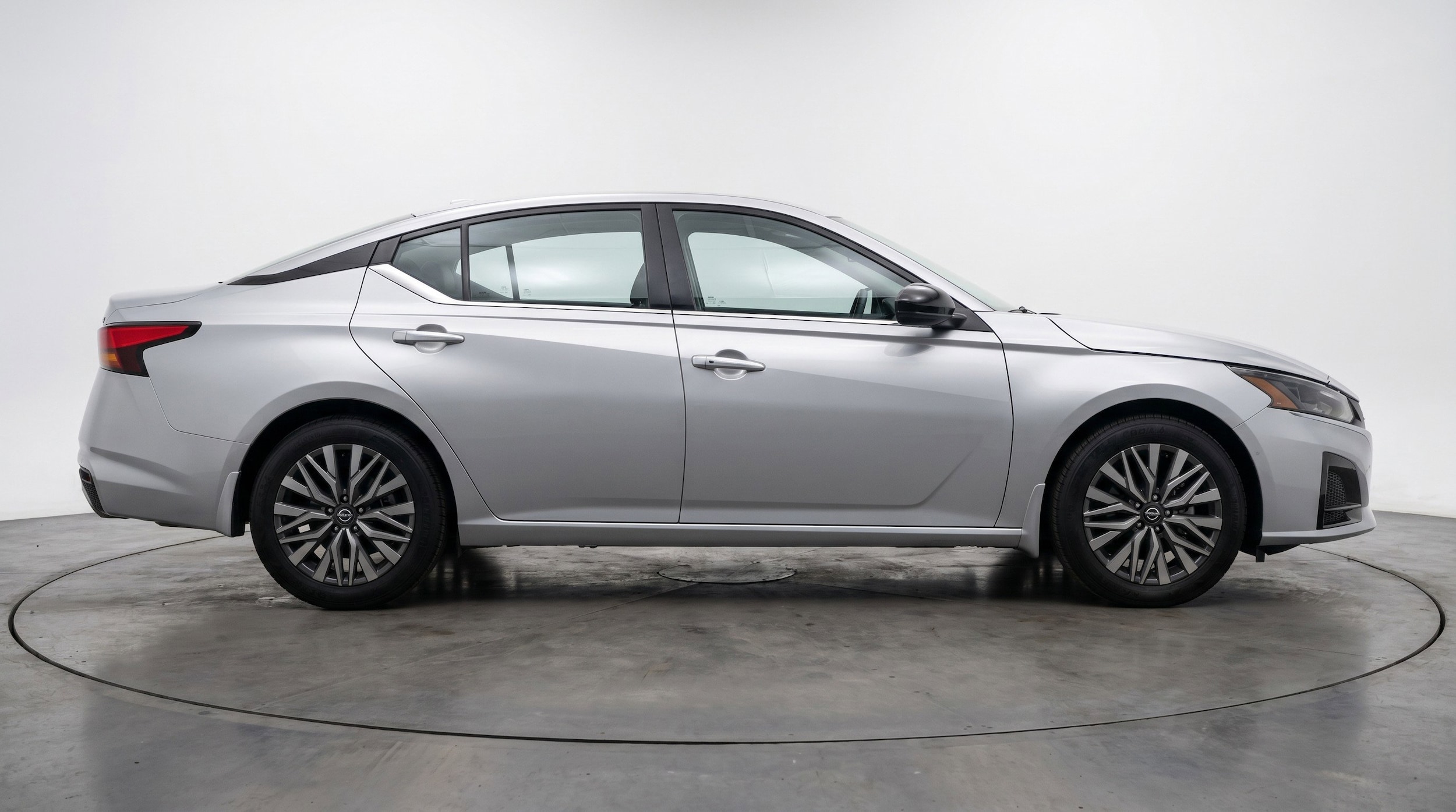 Thumbnail: 2025 Nissan Altima - 11