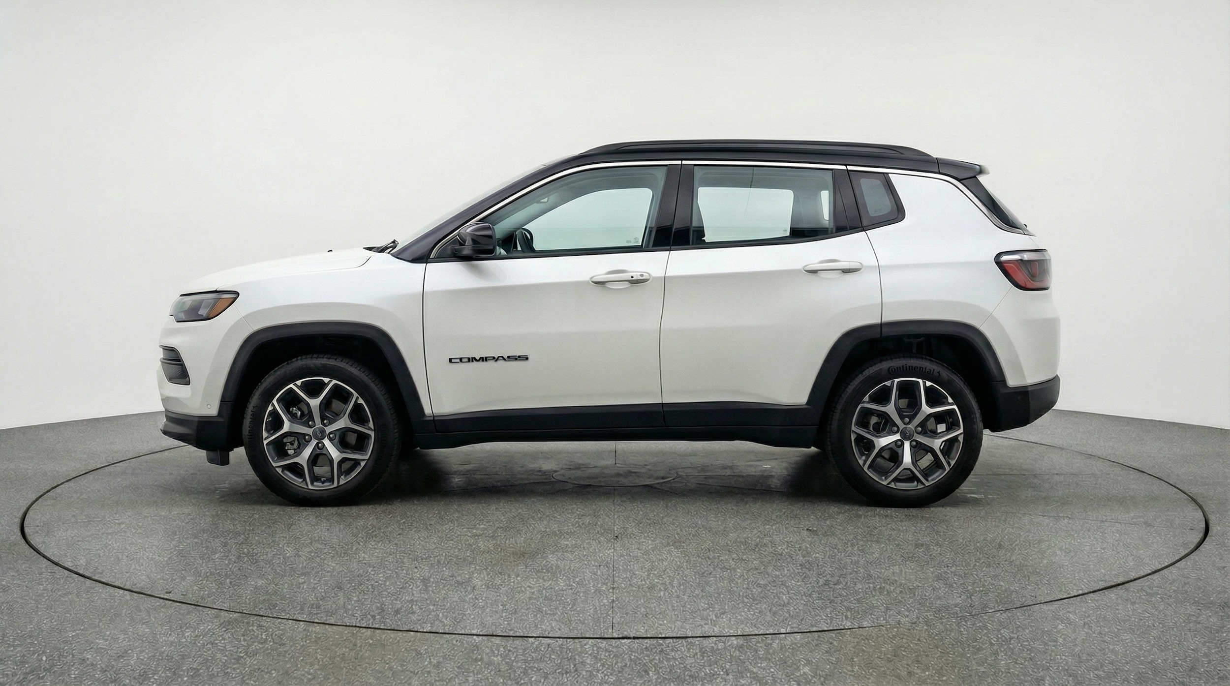 Thumbnail: 2025 Jeep Compass - 4