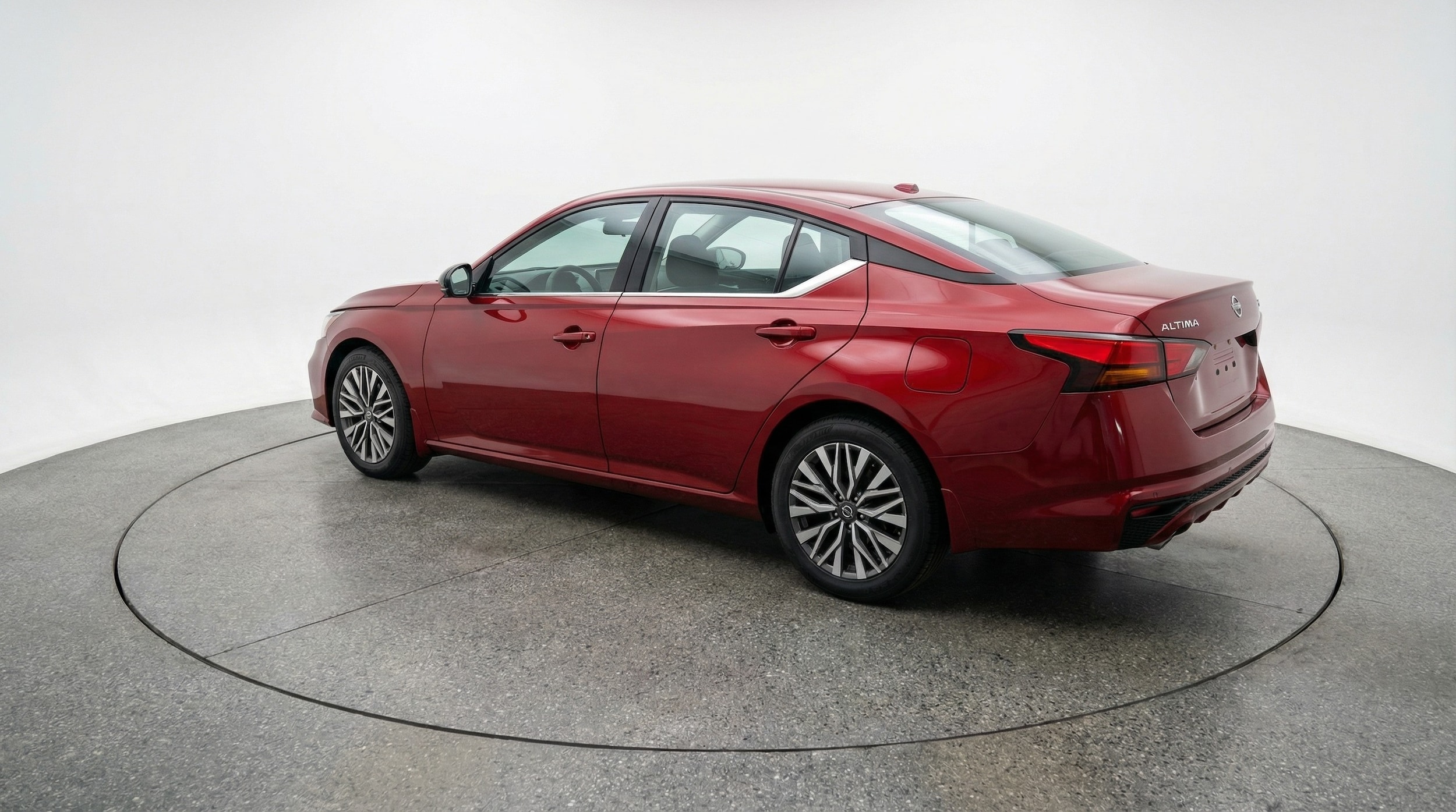 Thumbnail: 2025 Nissan Altima - 5