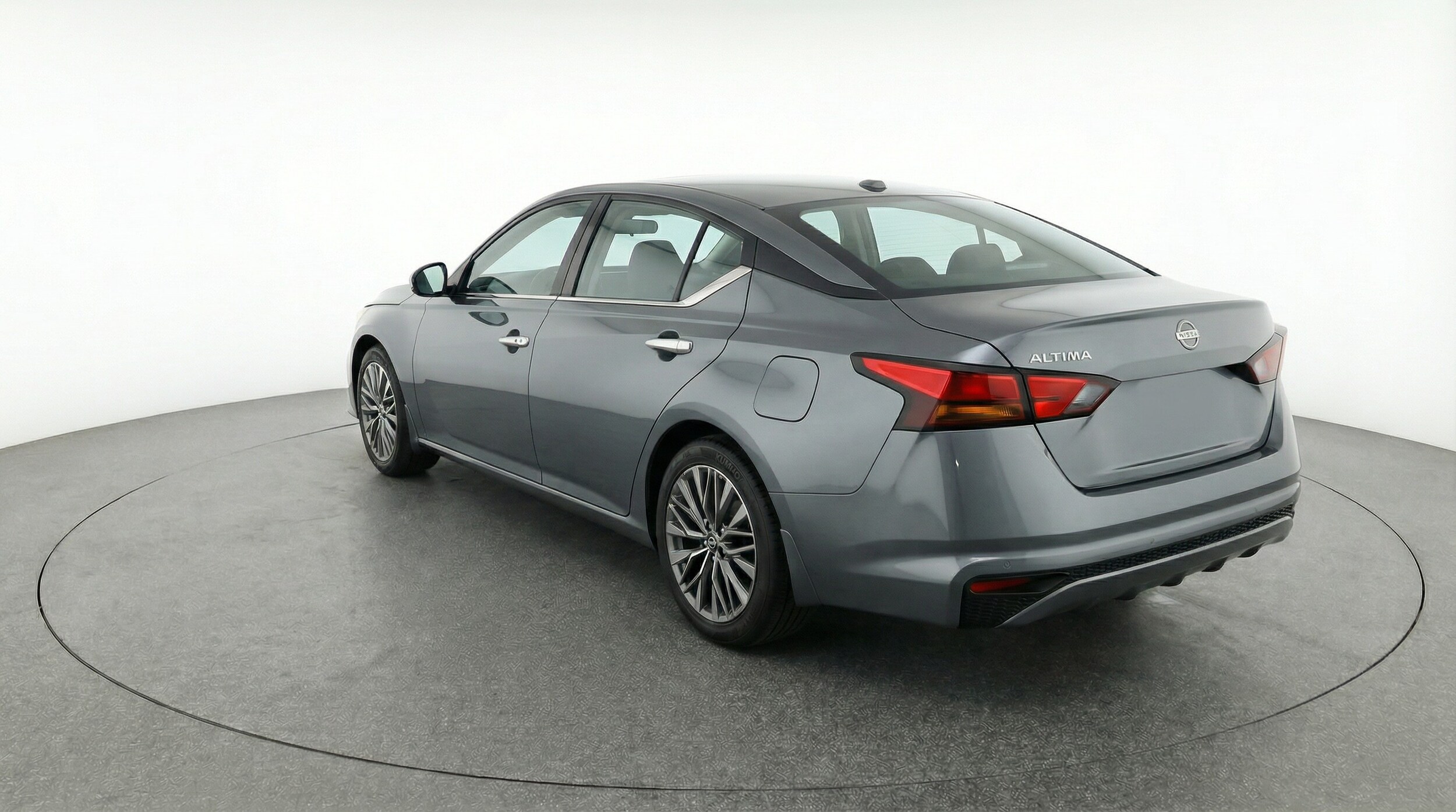 Thumbnail: 2025 Nissan Altima - 5