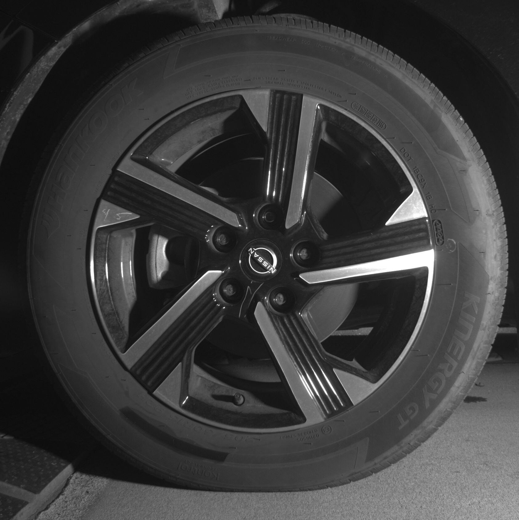 Thumbnail: 2025 Nissan Sentra - 9