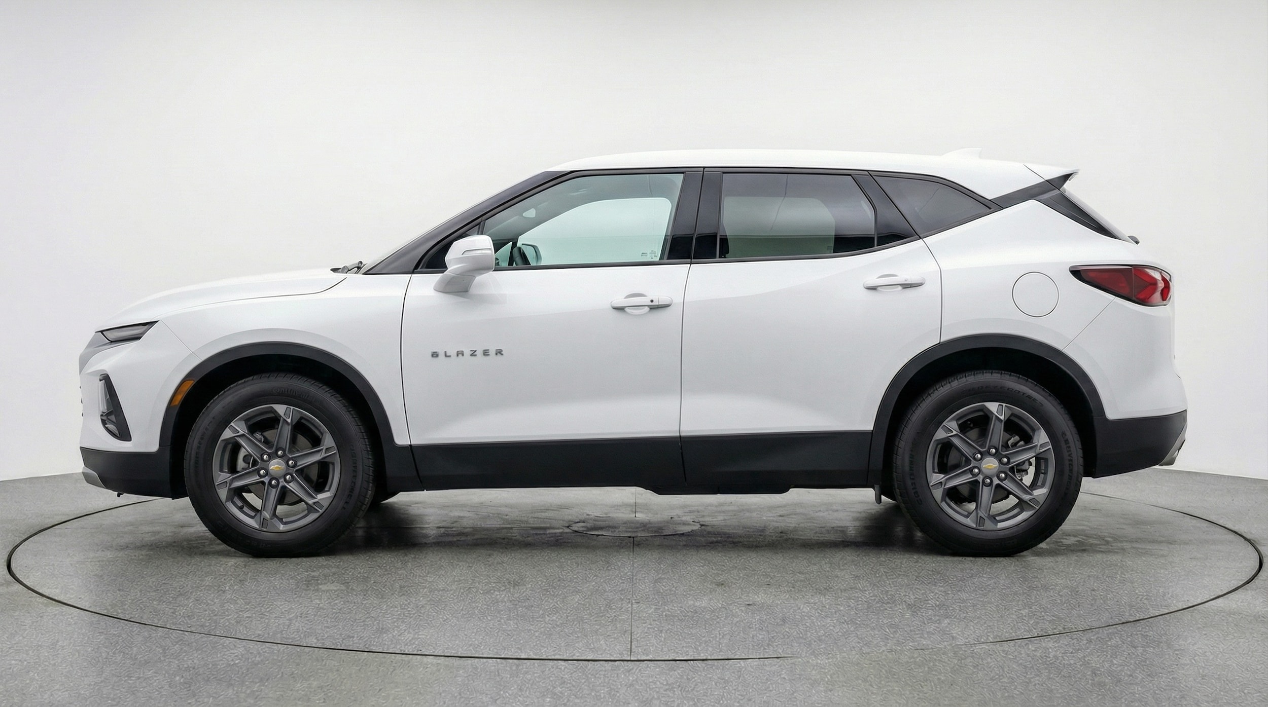 Thumbnail: 2025 Chevrolet Blazer - 4