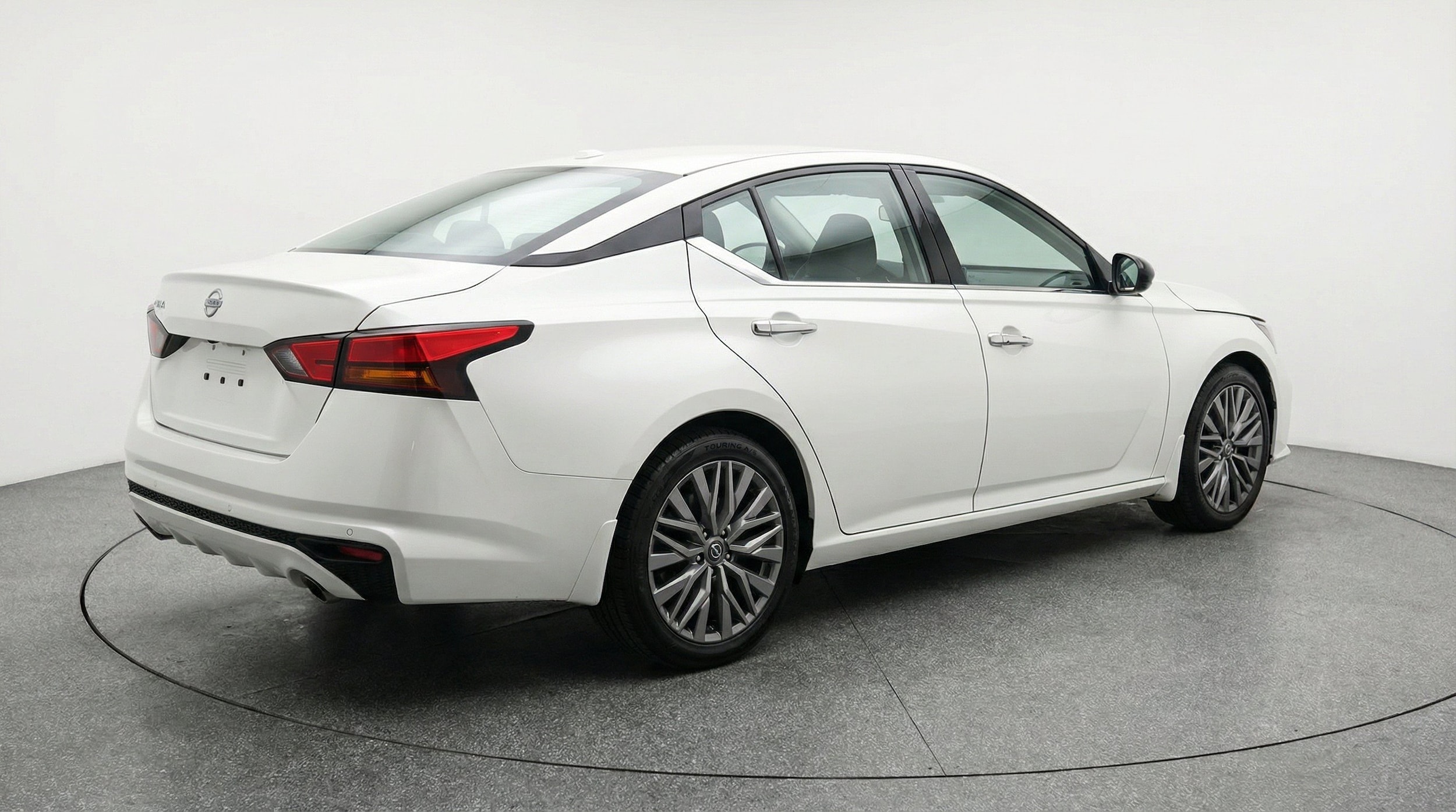 Thumbnail: 2025 Nissan Altima - 9