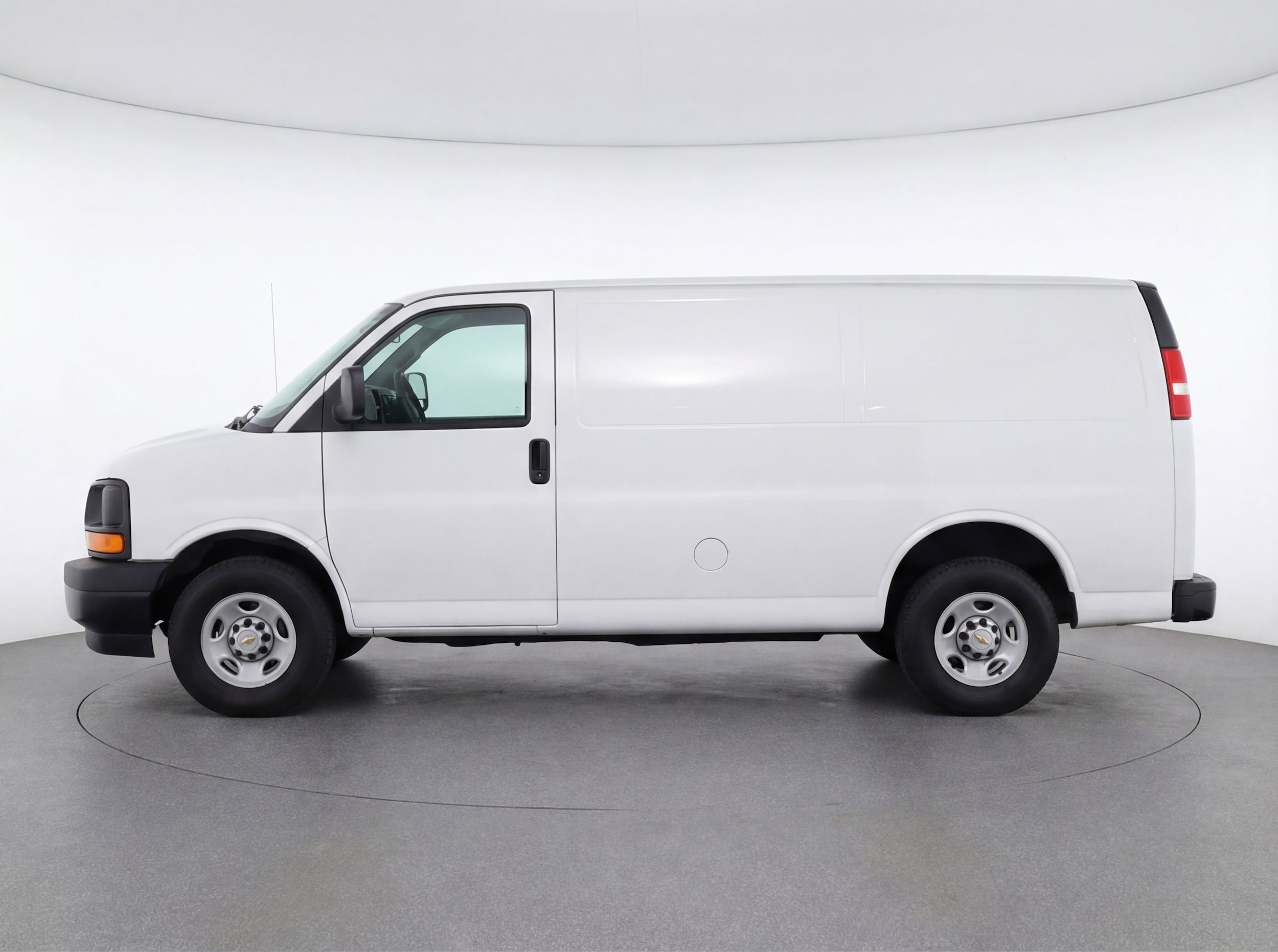 Thumbnail: 2024 Chevrolet Express - 4