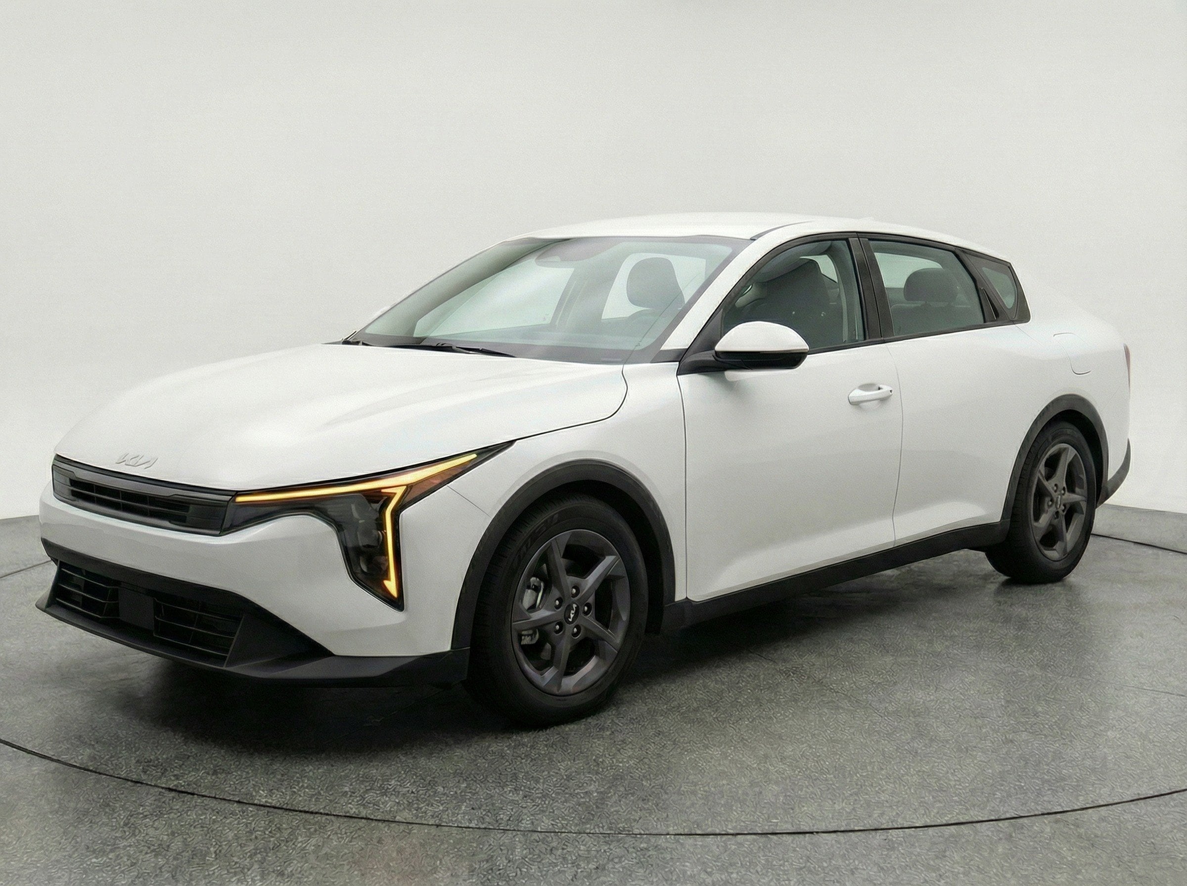 Thumbnail: 2025 Kia K4 - 3