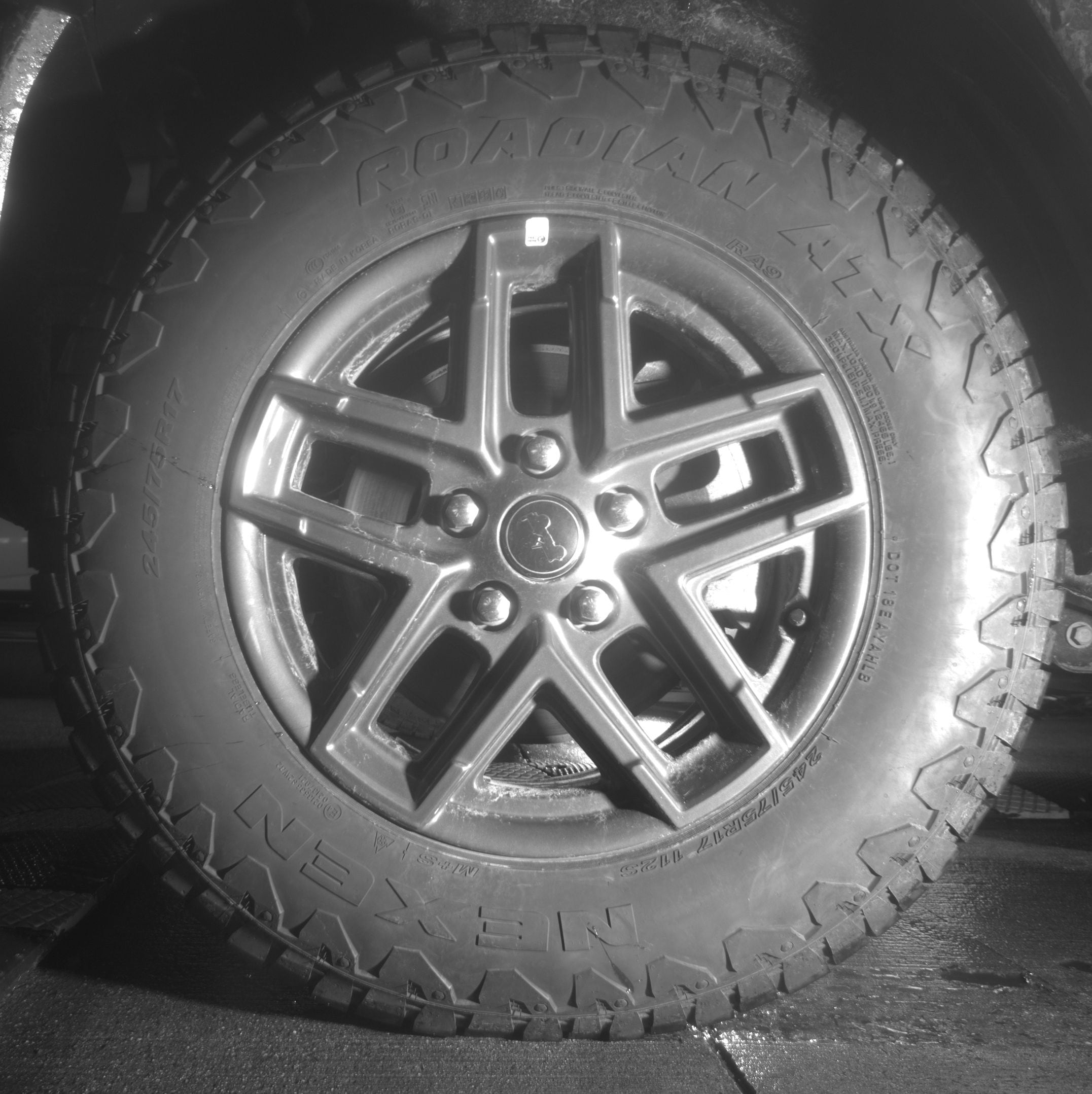 Thumbnail: 2025 Jeep Wrangler - 9