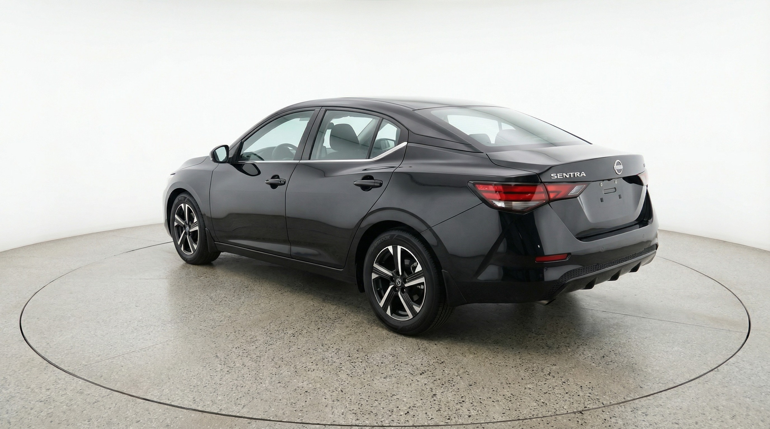 Thumbnail: 2025 Nissan Sentra - 5