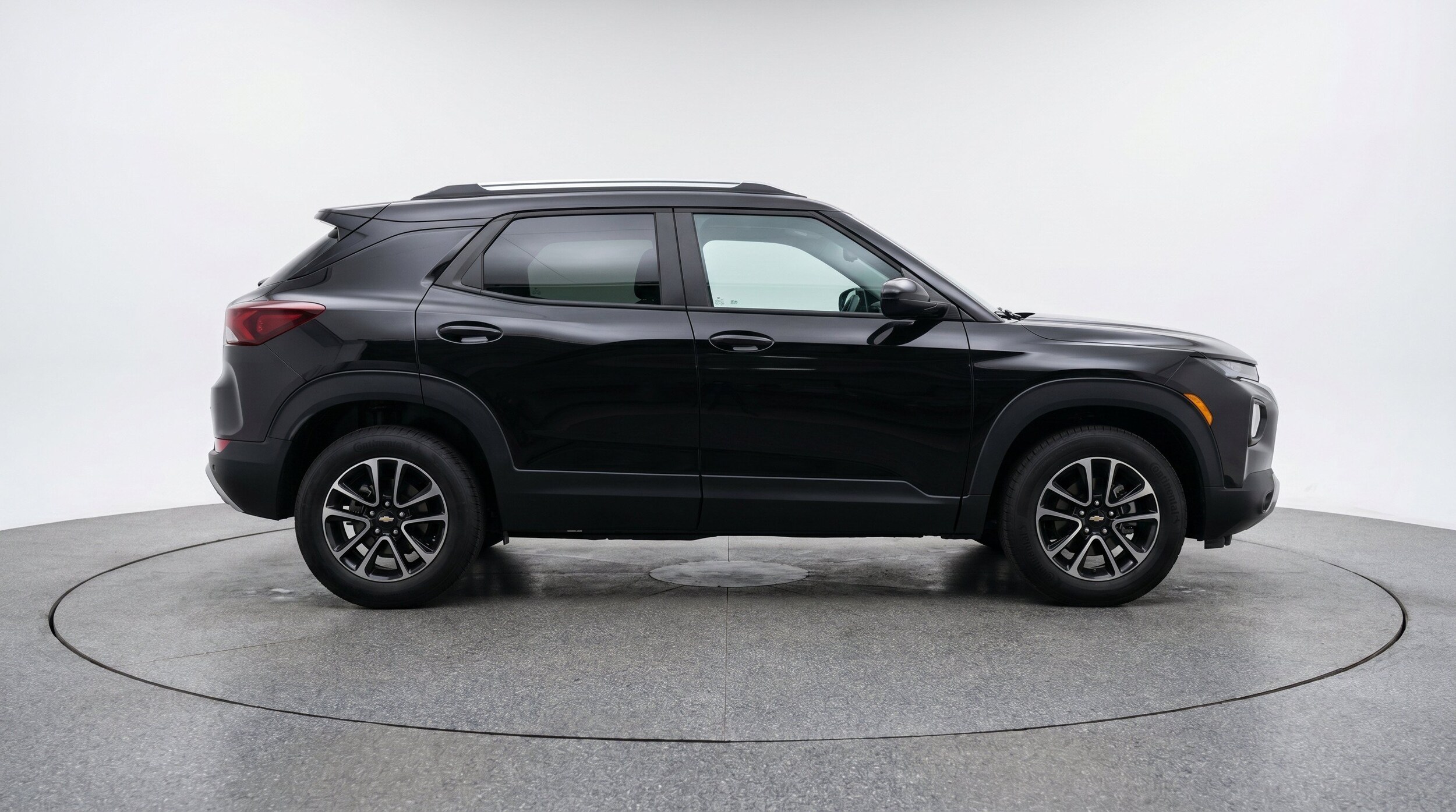 Thumbnail: 2025 Chevrolet TrailBlazer - 11
