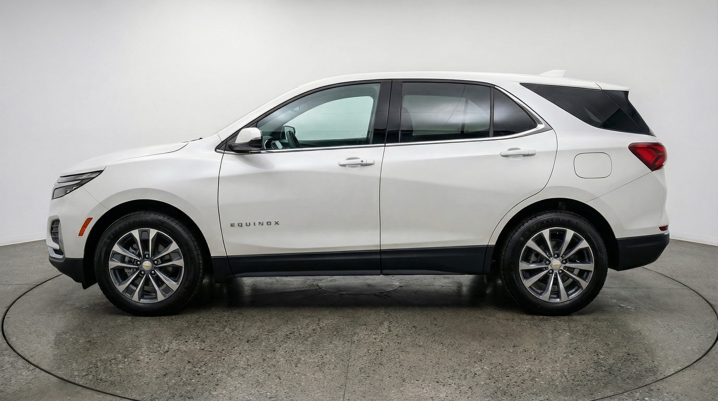 Thumbnail: 2025 Chevrolet Equinox - 4