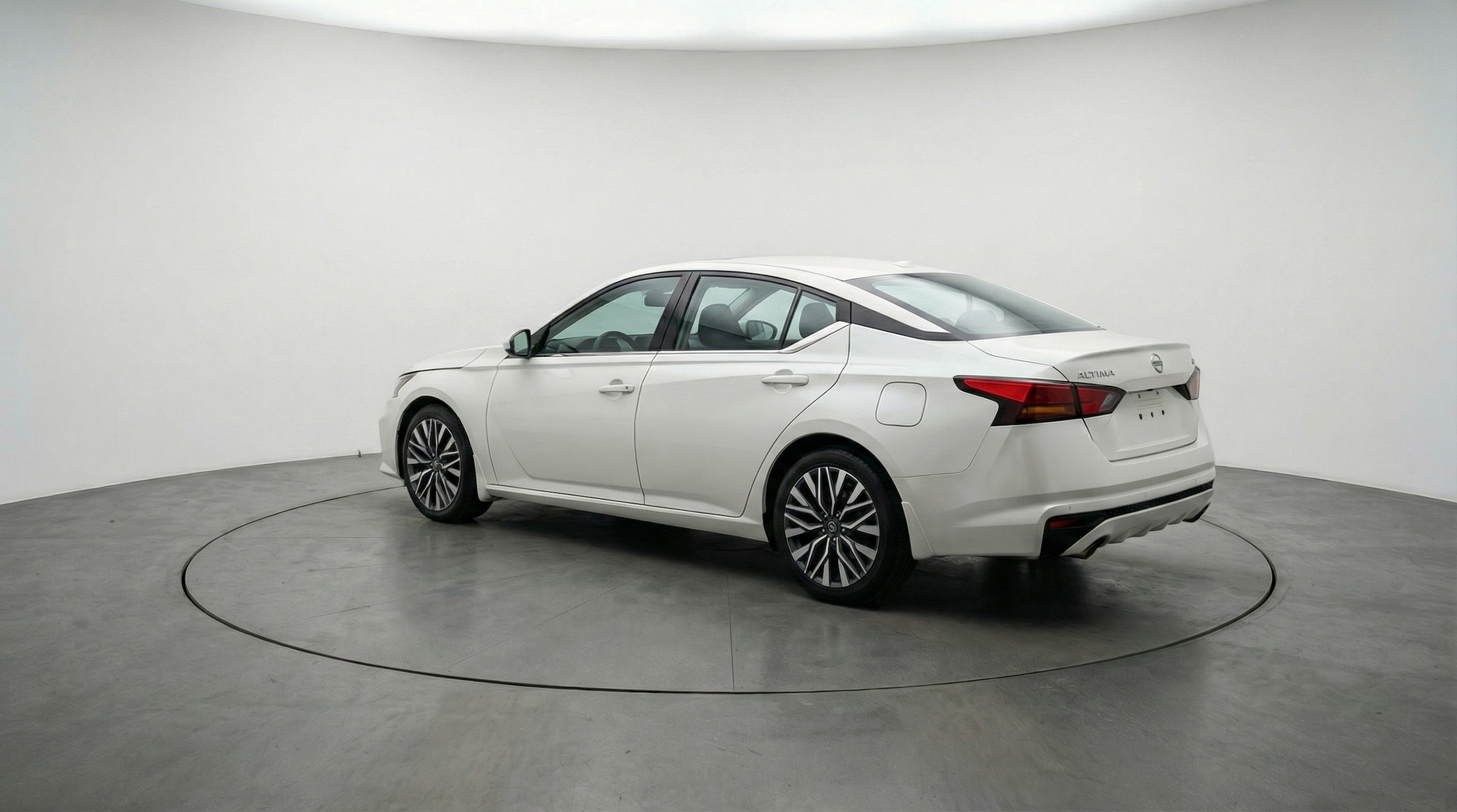 Thumbnail: 2025 Nissan Altima - 5