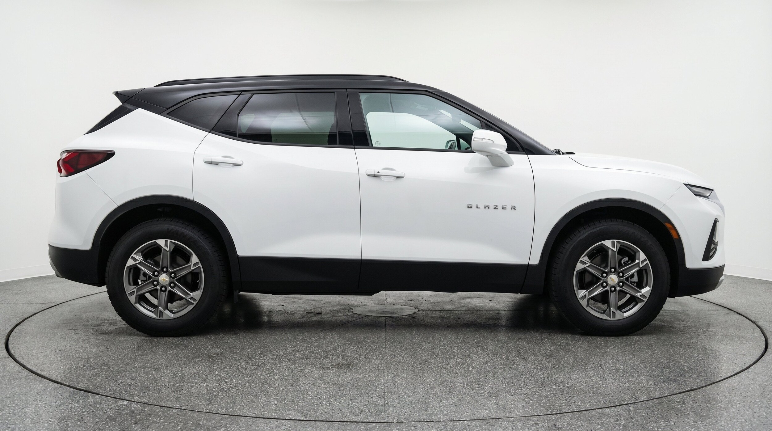 Thumbnail: 2025 Chevrolet Blazer - 11