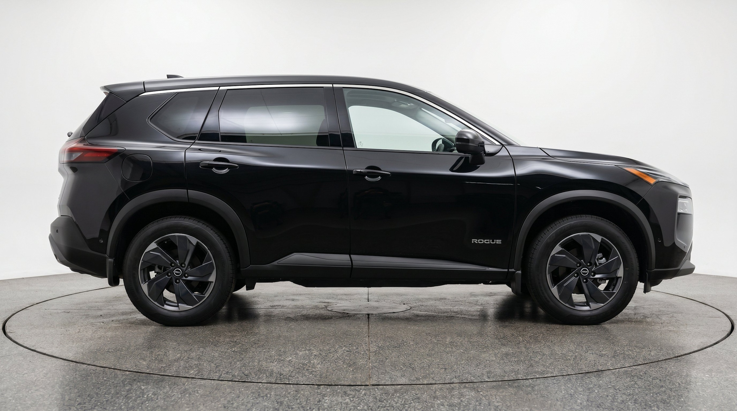 Thumbnail: 2025 Nissan Rogue - 10