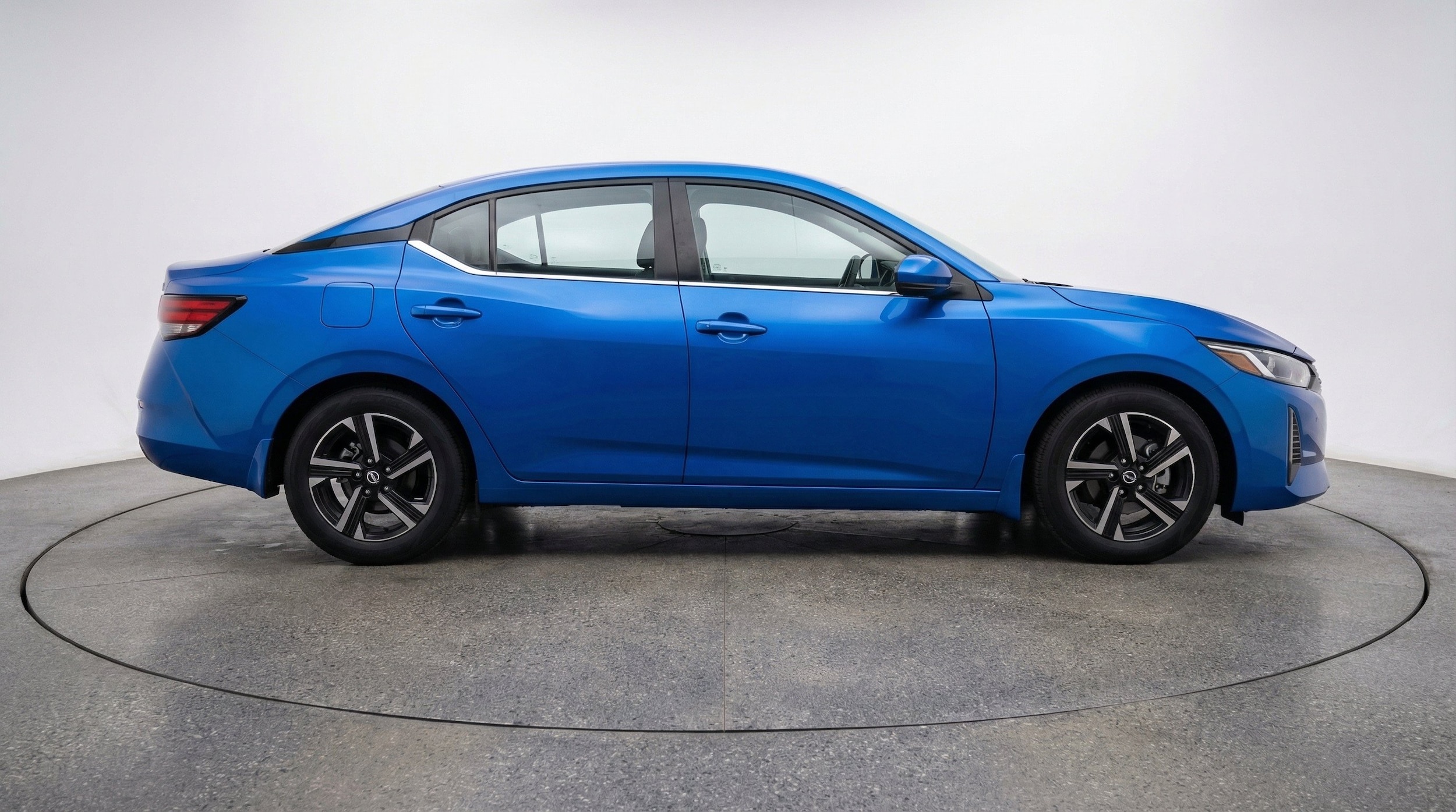 Thumbnail: 2025 Nissan Sentra - 11