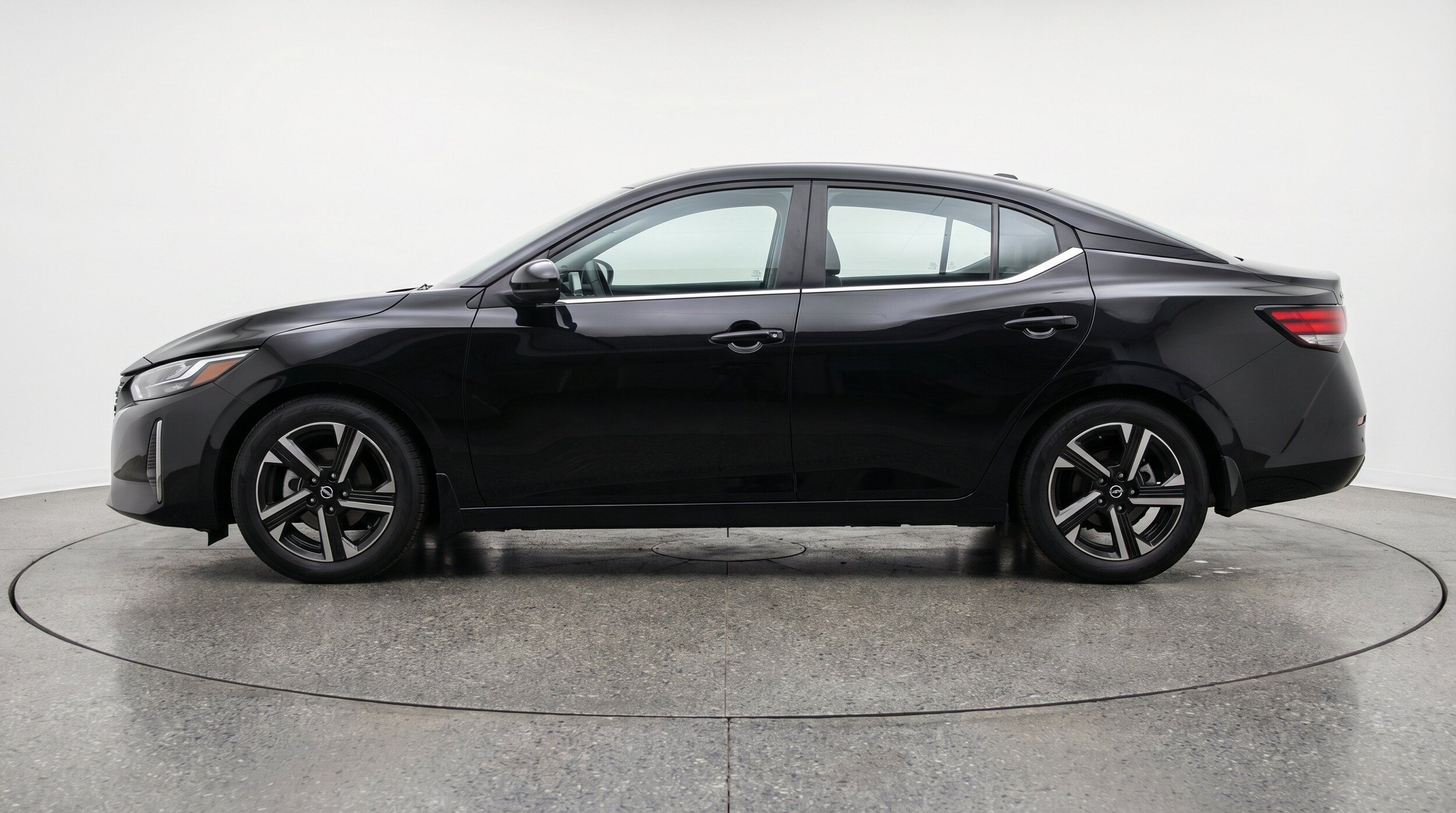 Thumbnail: 2025 Nissan Sentra - 5