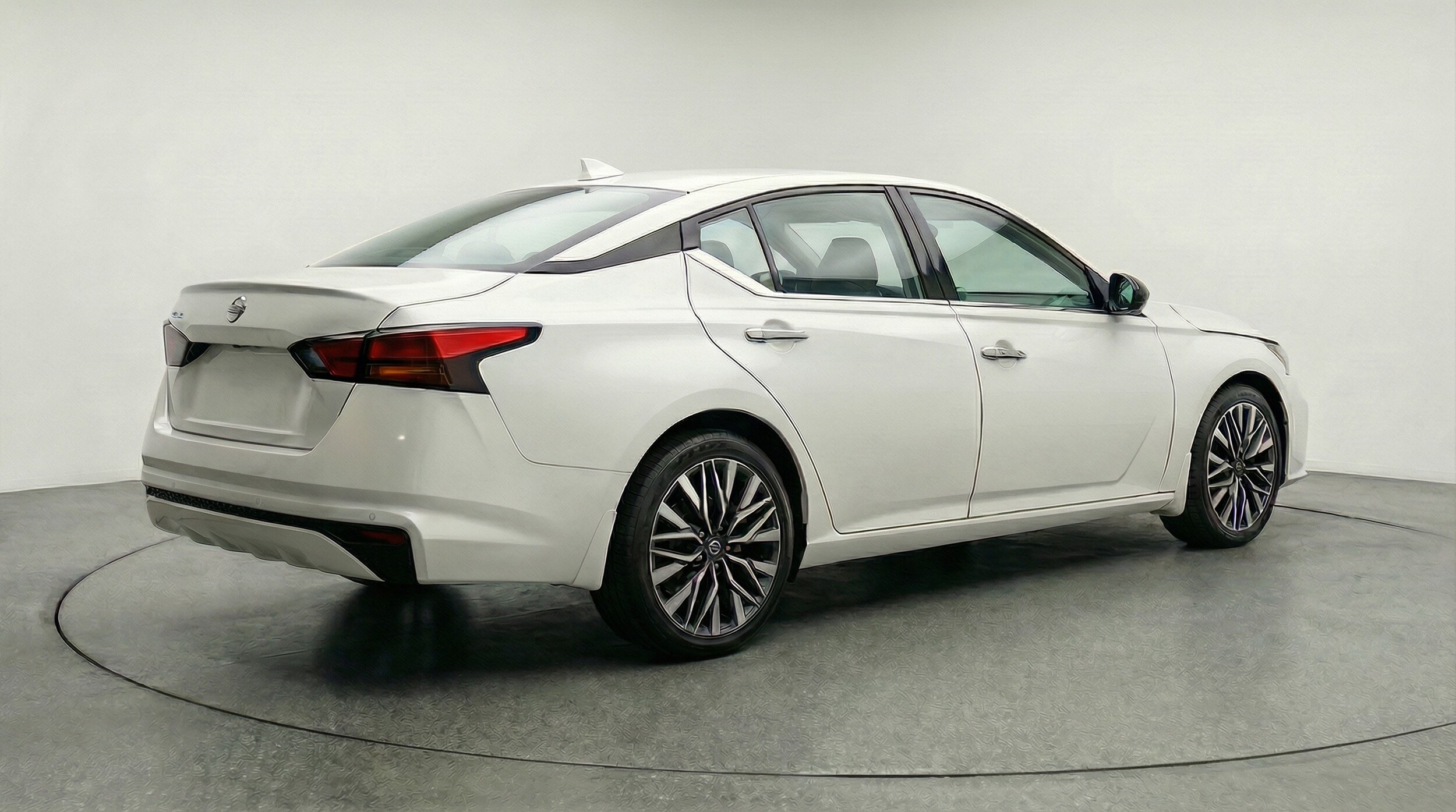 Thumbnail: 2025 Nissan Altima - 7