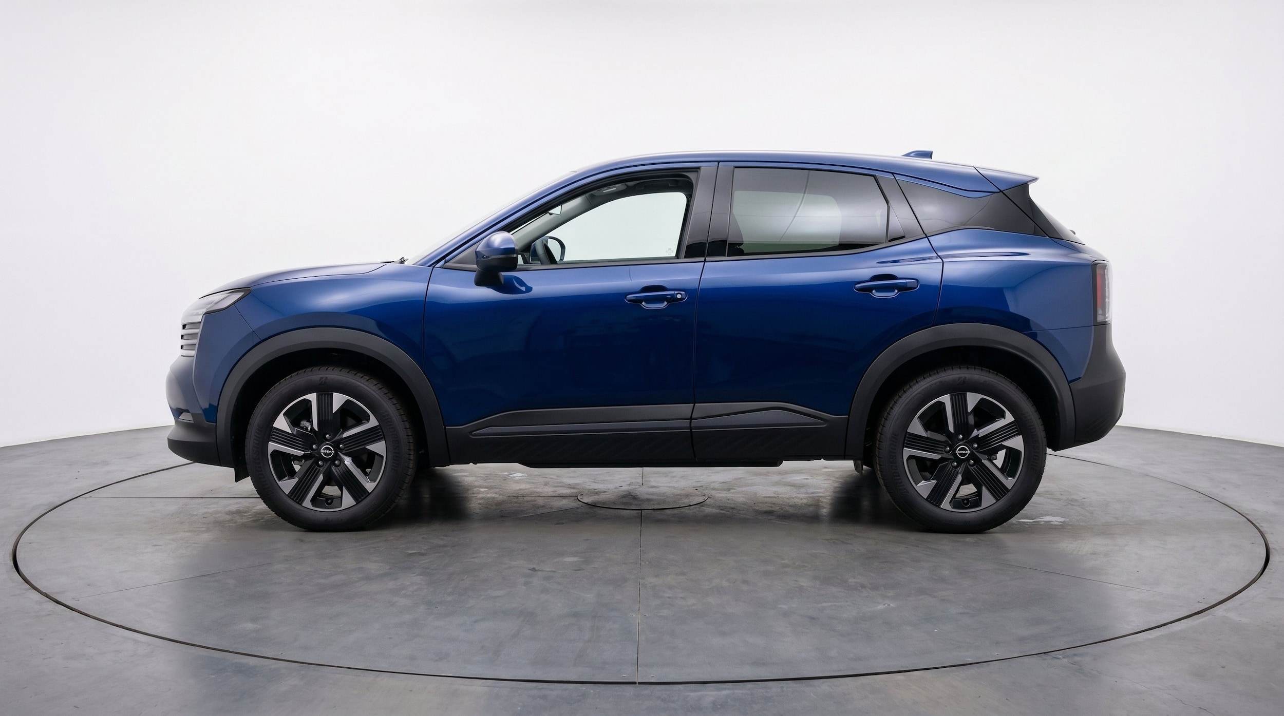 Thumbnail: 2026 Nissan Kicks - 5