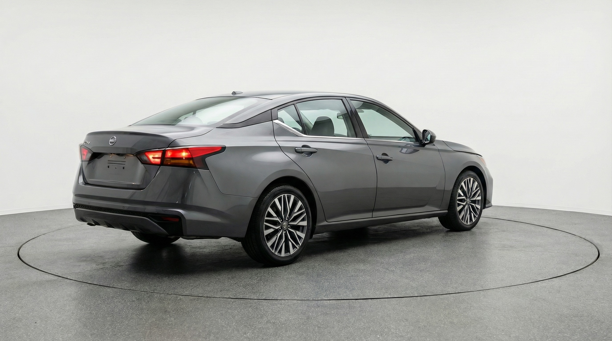 Thumbnail: 2025 Nissan Altima - 7