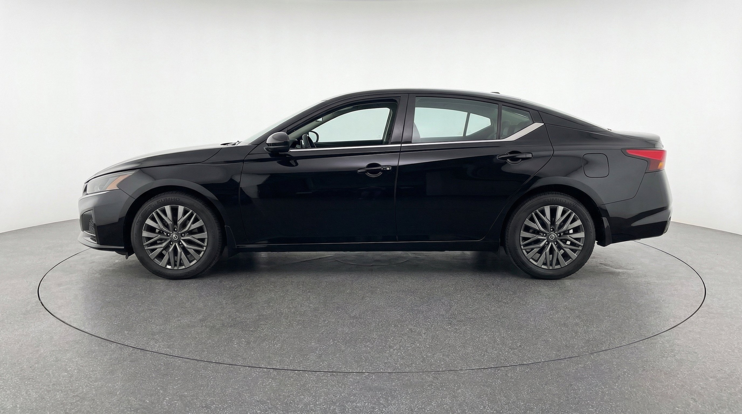 Thumbnail: 2026 Nissan Altima - 5