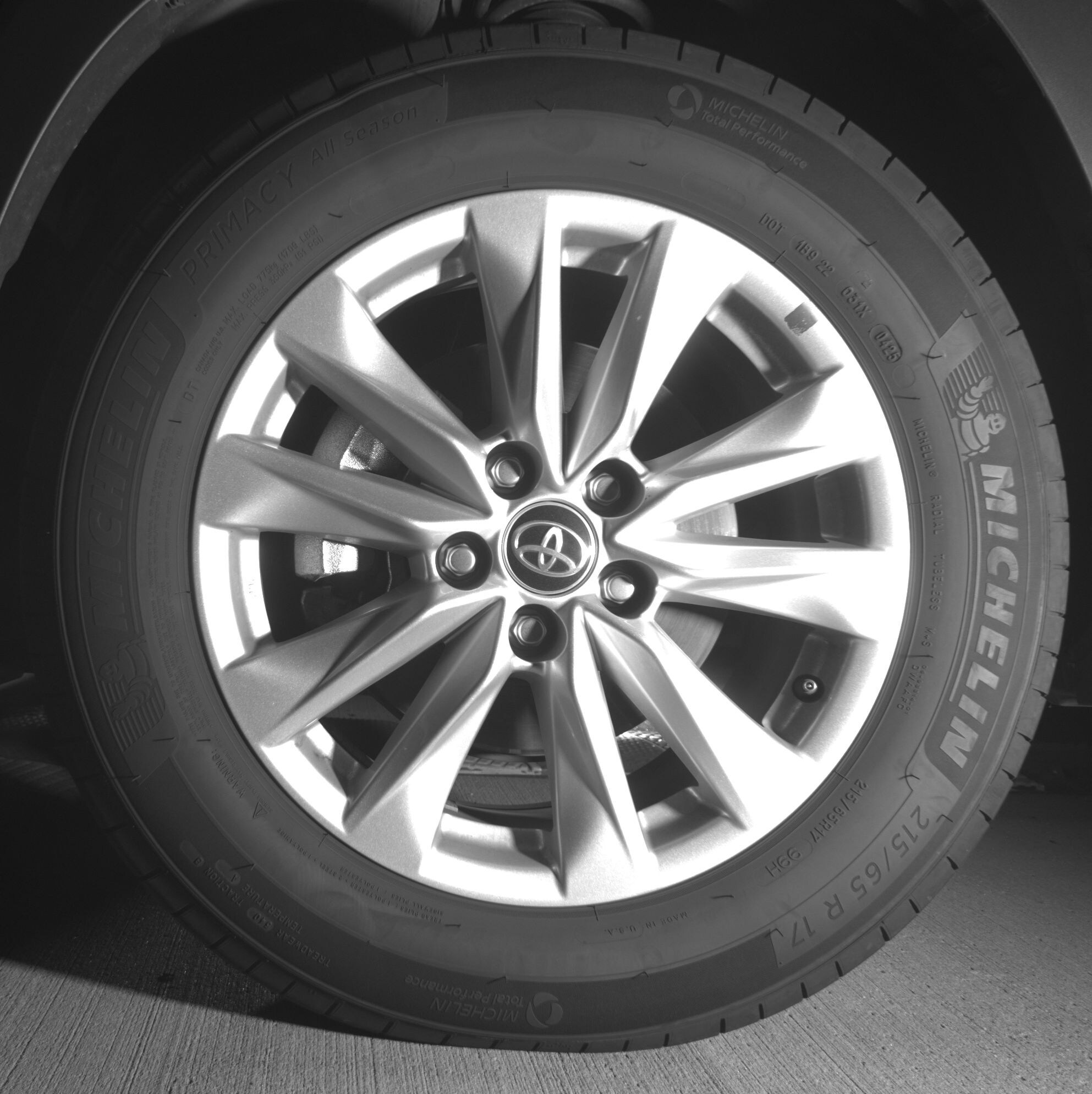 Thumbnail: 2025 Toyota Corolla Cross - 9