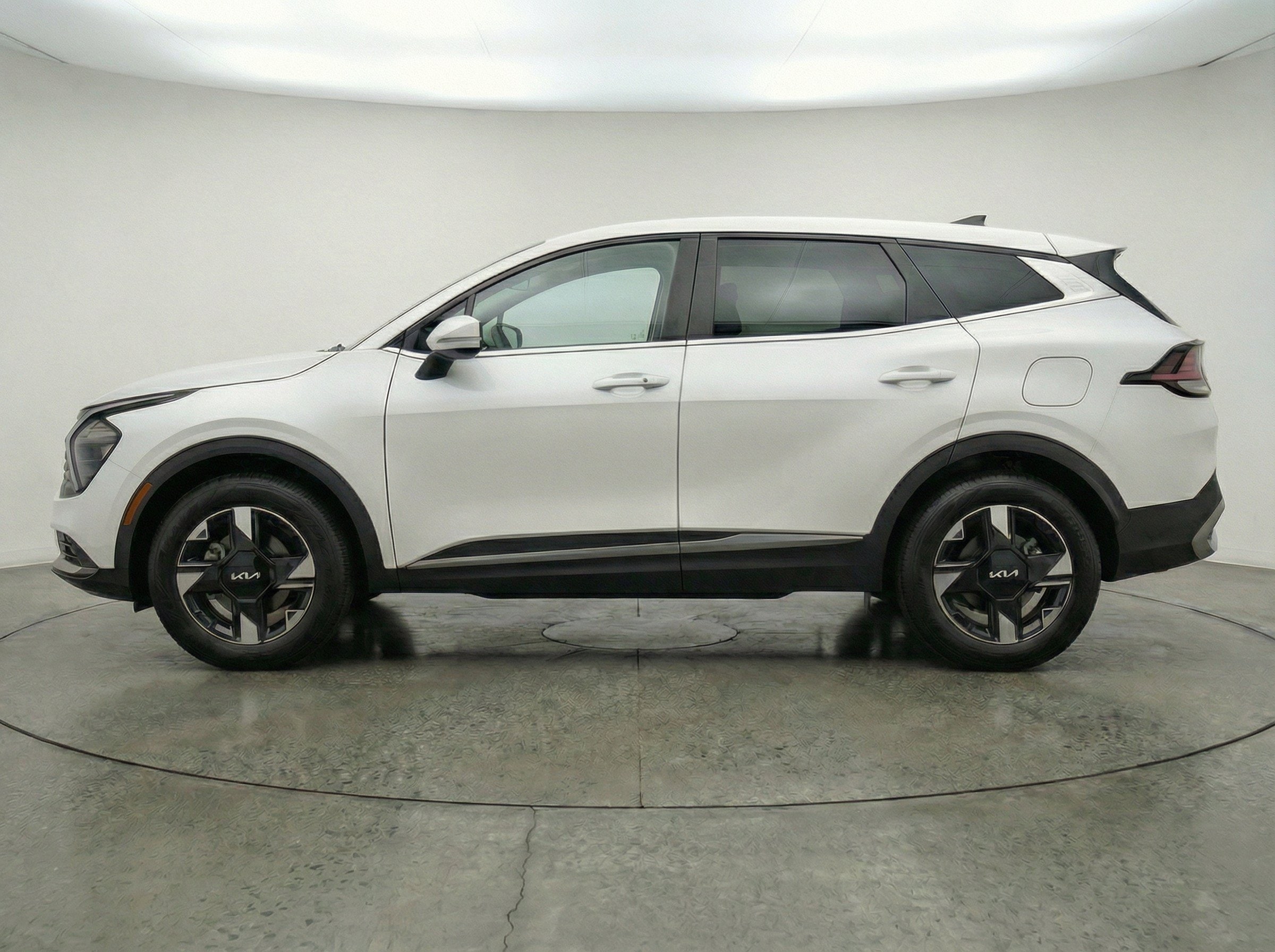 Thumbnail: 2026 Kia Sportage - 5