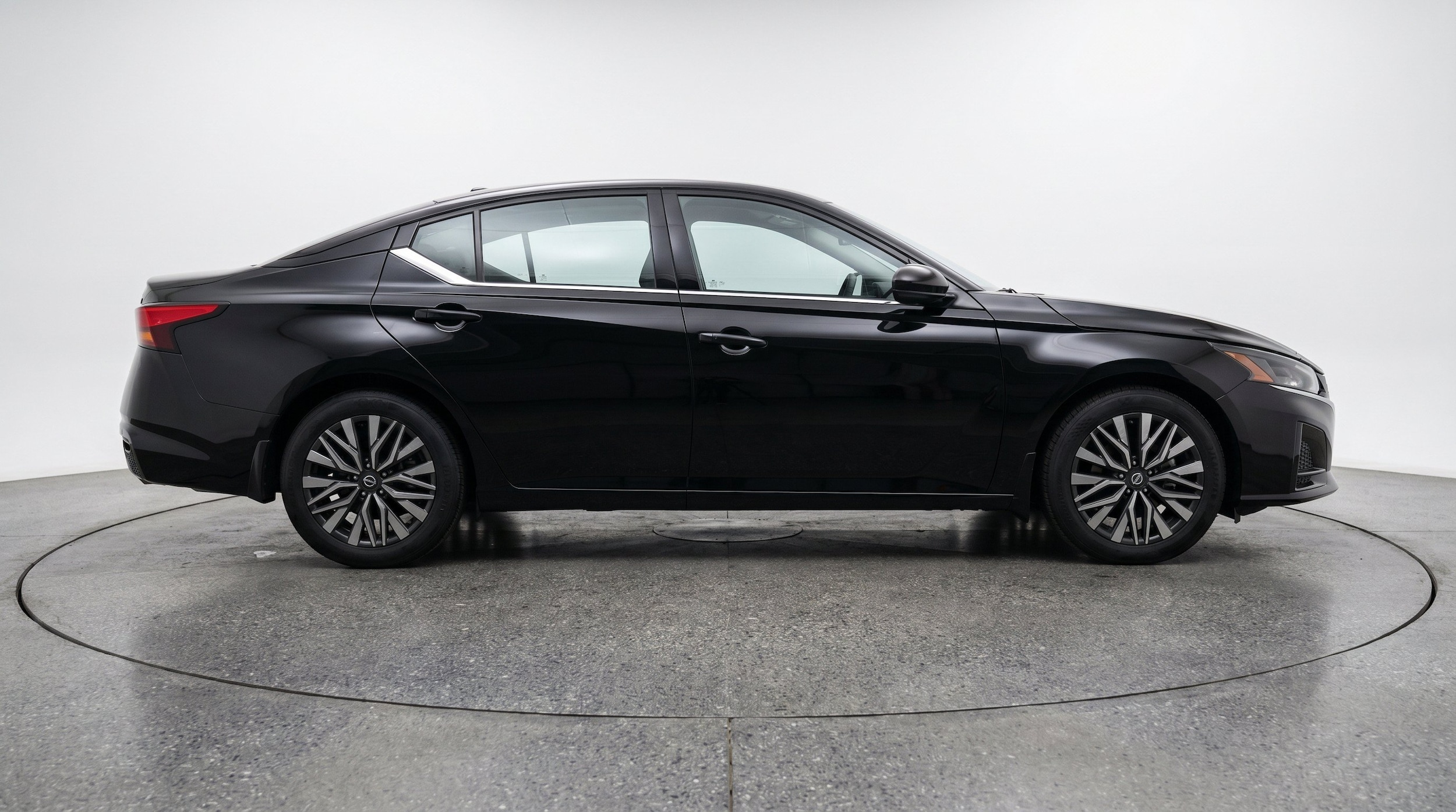Thumbnail: 2026 Nissan Altima - 10