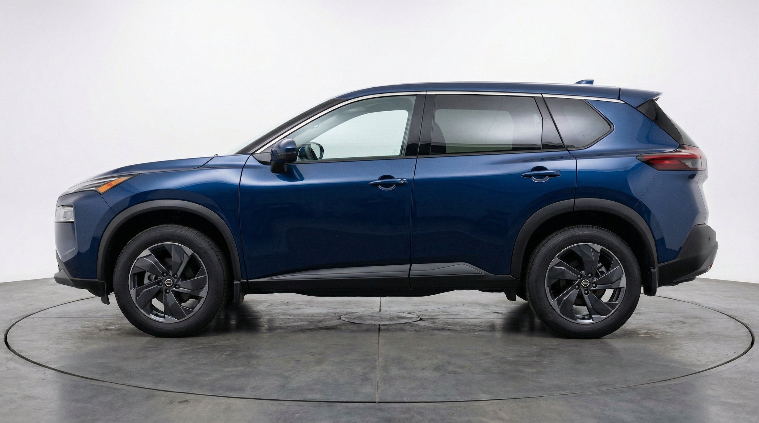 Thumbnail: 2025 Nissan Rogue - 5