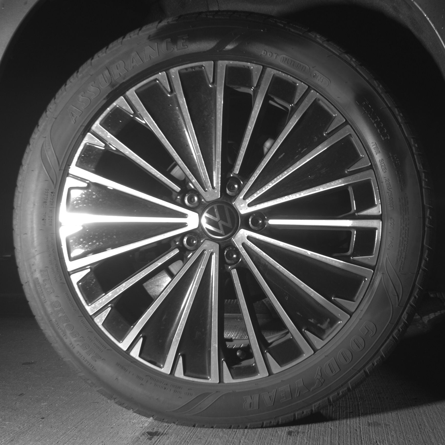 Thumbnail: 2025 Volkswagen Taos - 12