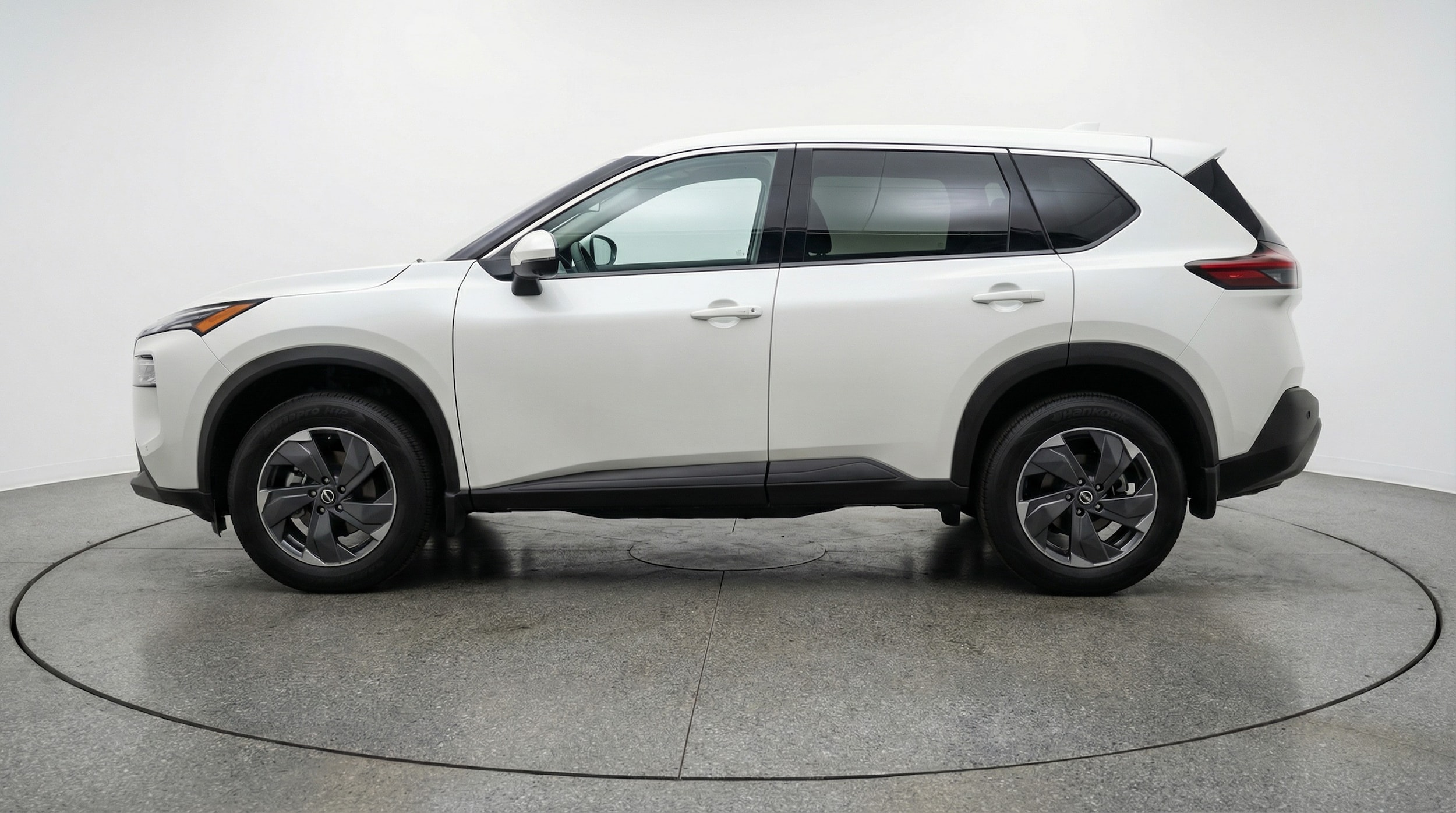 Thumbnail: 2025 Nissan Rogue - 4