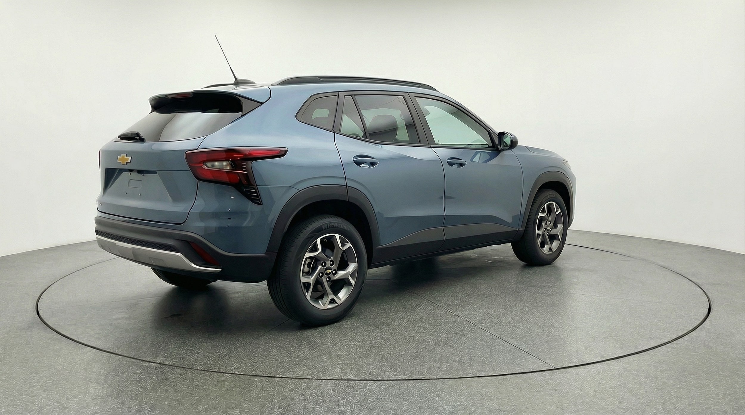 Thumbnail: 2025 Chevrolet Trax - 7