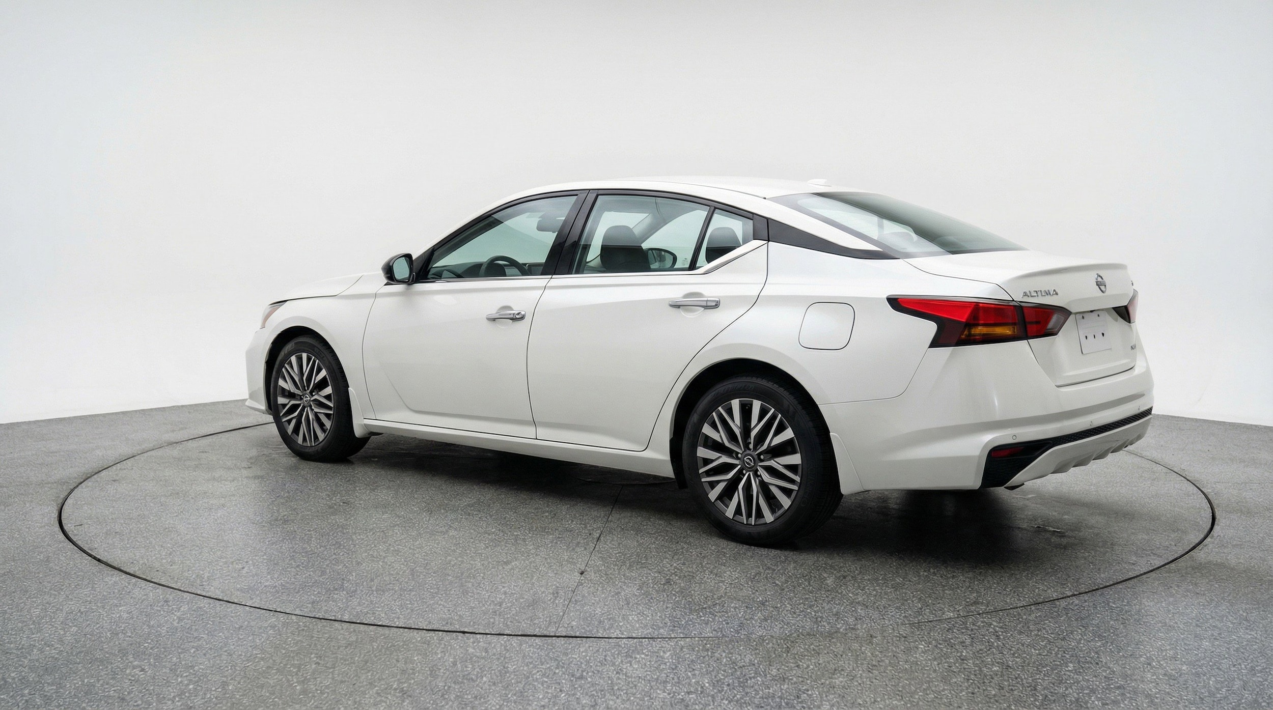 Thumbnail: 2025 Nissan Altima - 6
