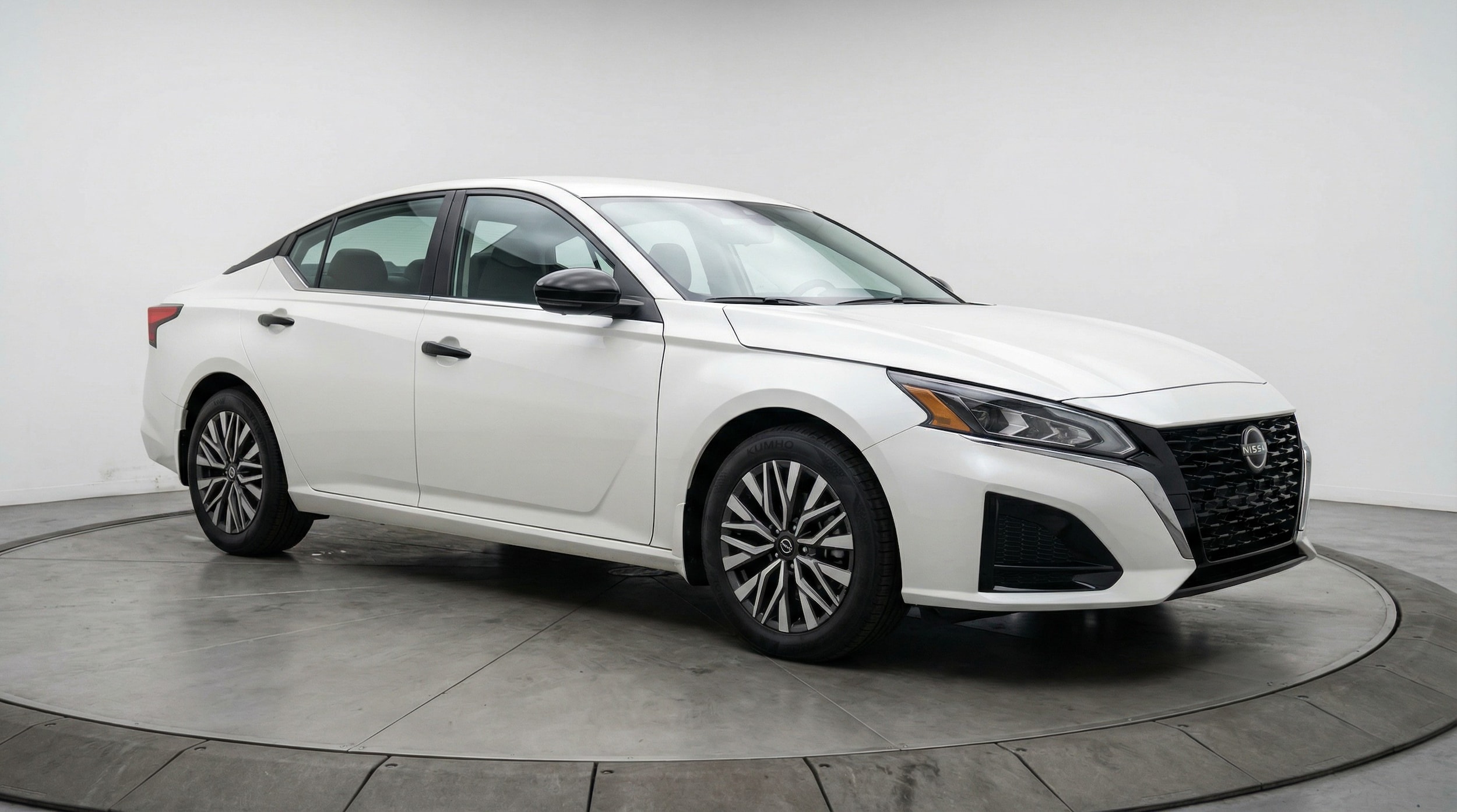 Thumbnail: 2025 Nissan Altima - 1