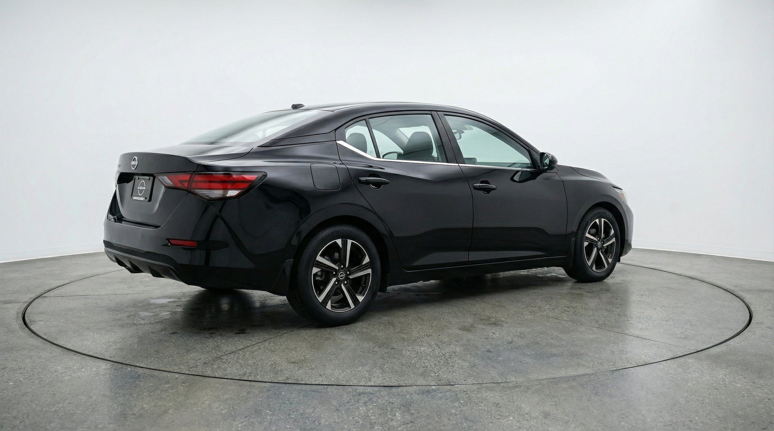Thumbnail: 2025 Nissan Sentra - 9