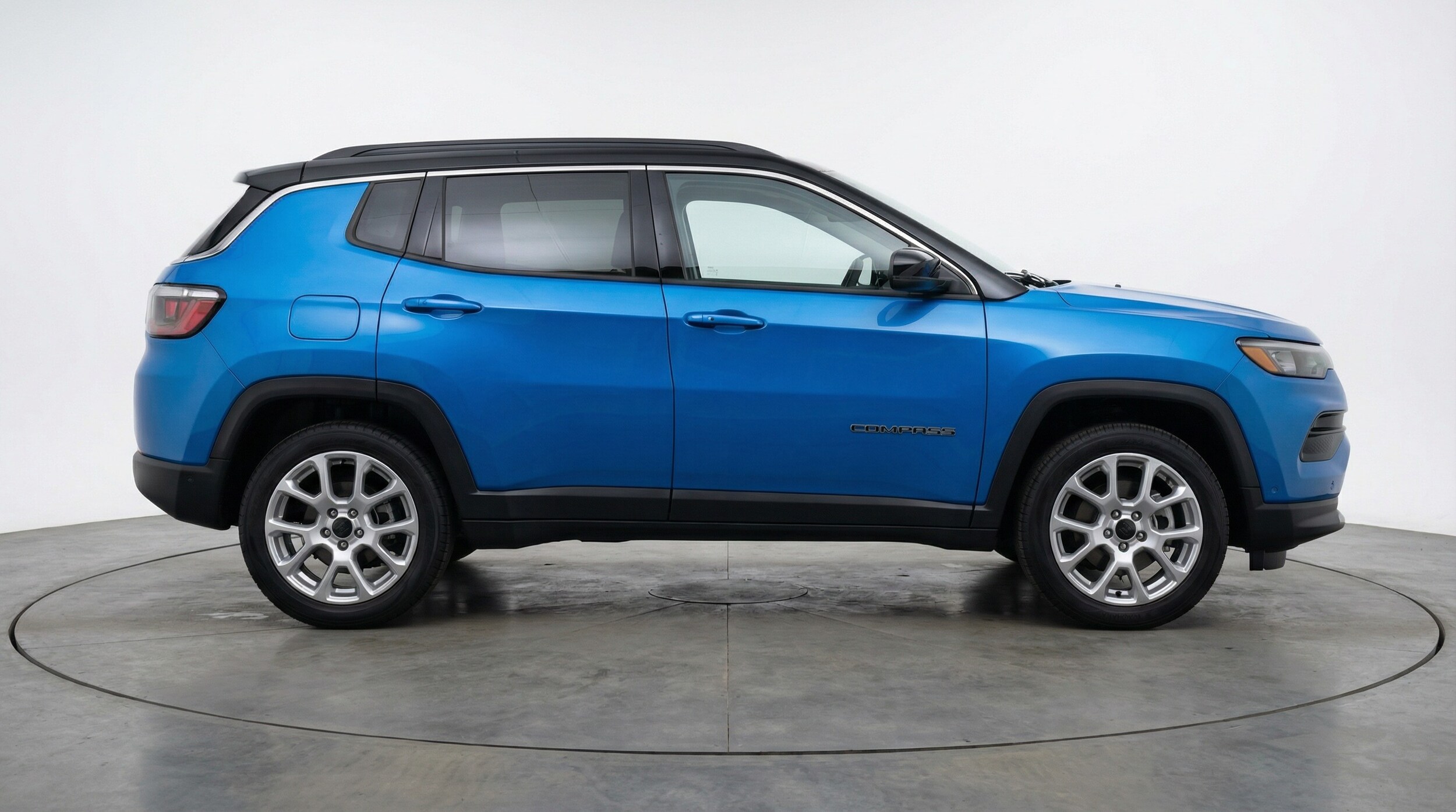 Thumbnail: 2025 Jeep Compass - 8