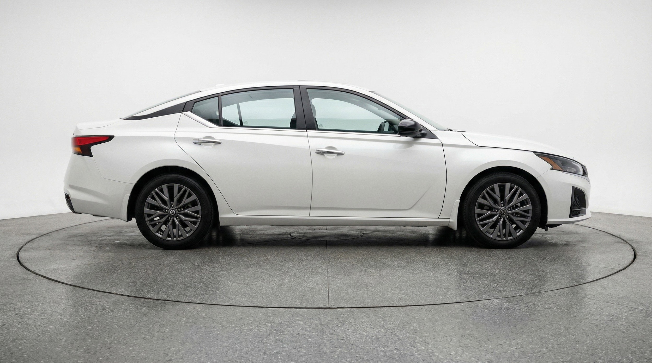 Thumbnail: 2025 Nissan Altima - 11
