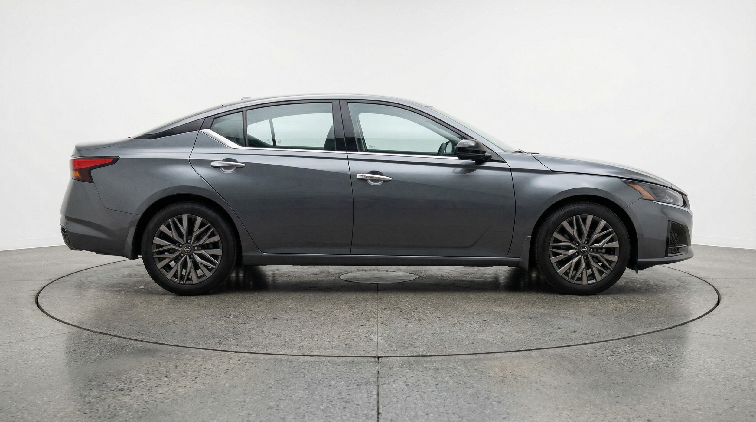 Thumbnail: 2025 Nissan Altima - 8