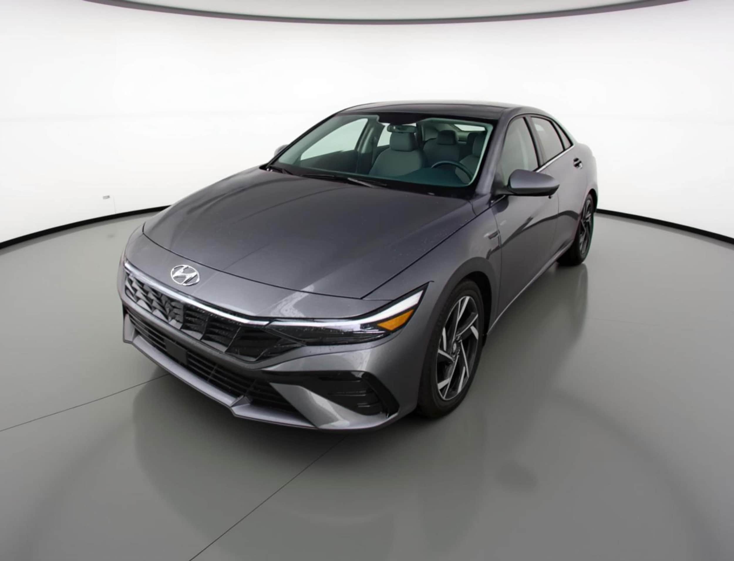 Thumbnail: 2025 Hyundai Elantra - 3