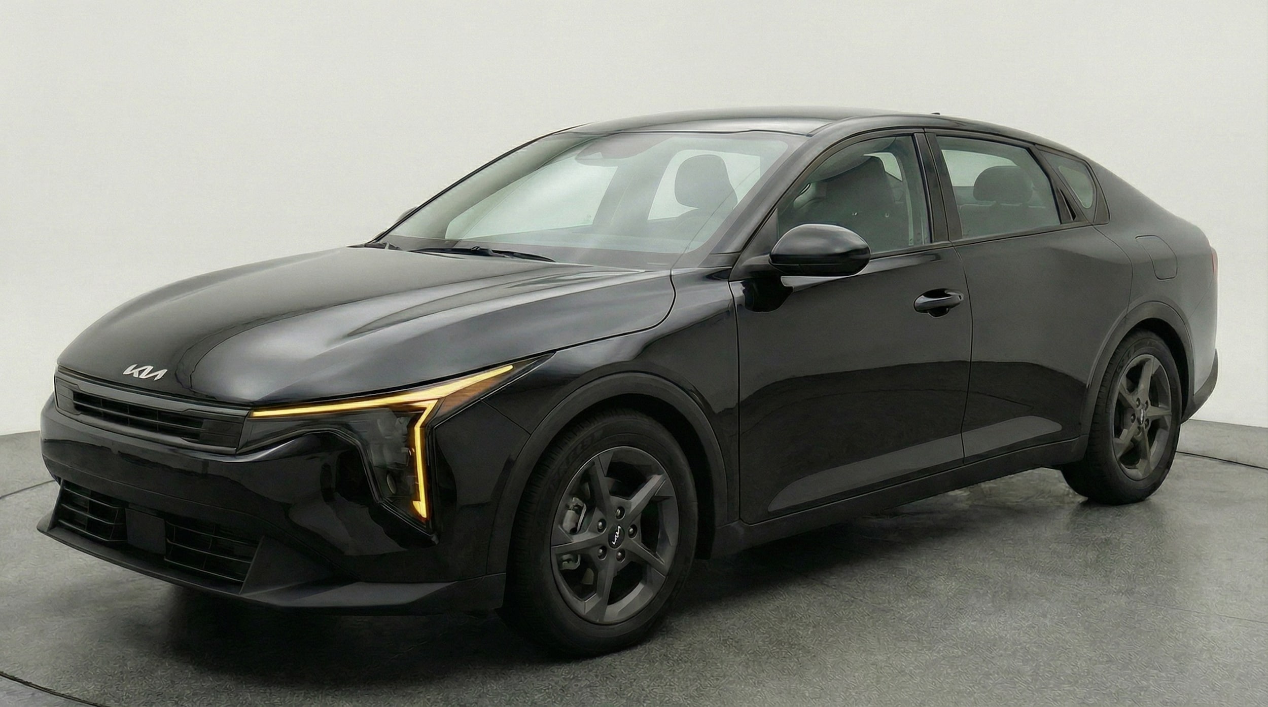 Thumbnail: 2025 Kia K4 - 3