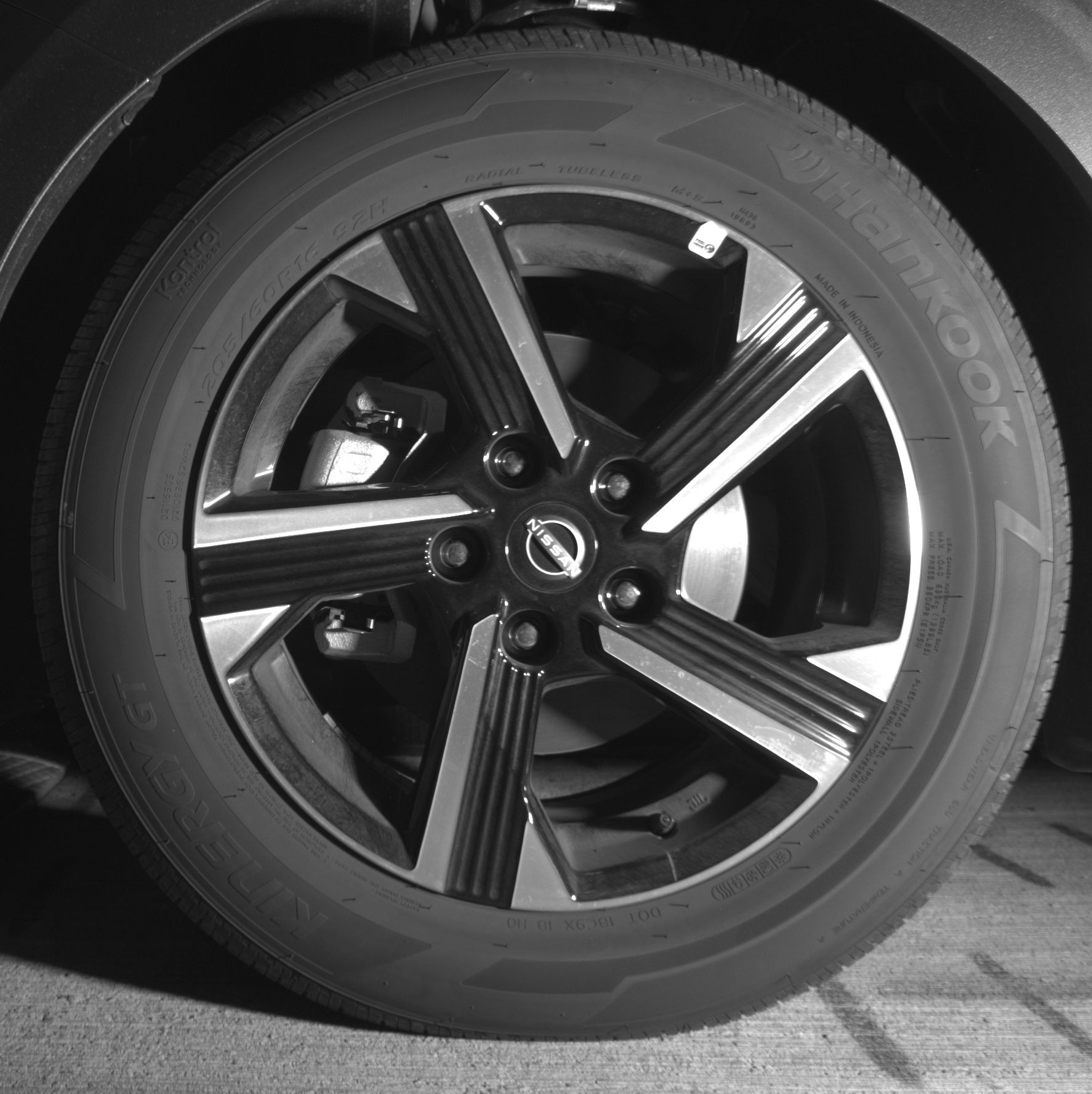 Thumbnail: 2025 Nissan Sentra - 9