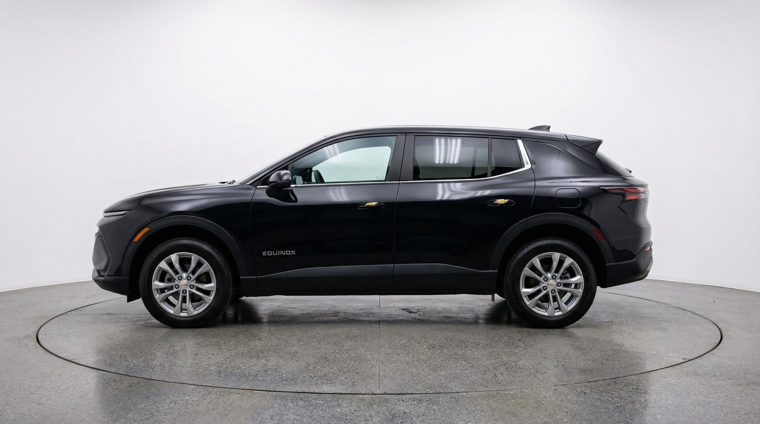 Thumbnail: 2025 Chevrolet Equinox - 4