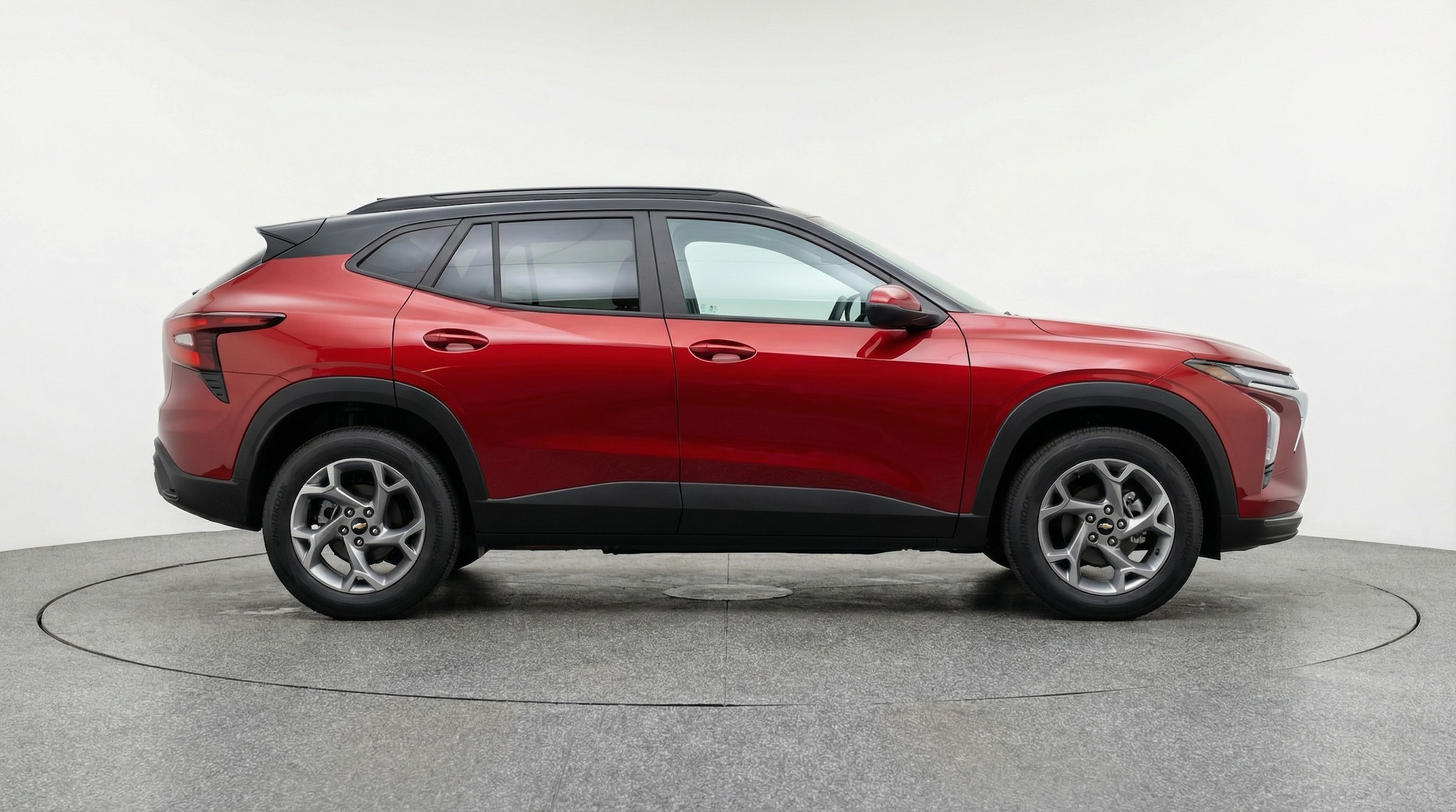 Thumbnail: 2025 Chevrolet Trax - 8