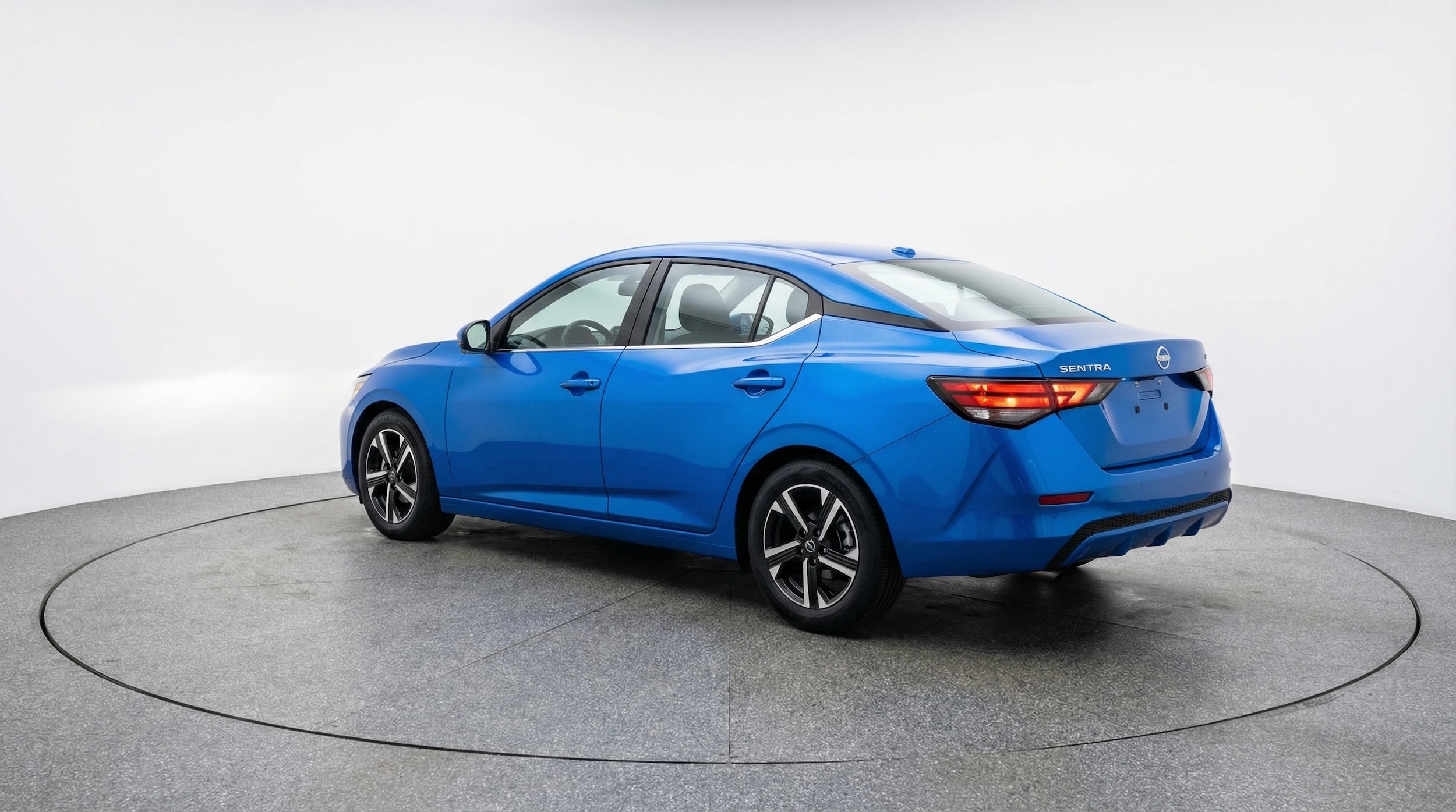 Thumbnail: 2025 Nissan Sentra - 5
