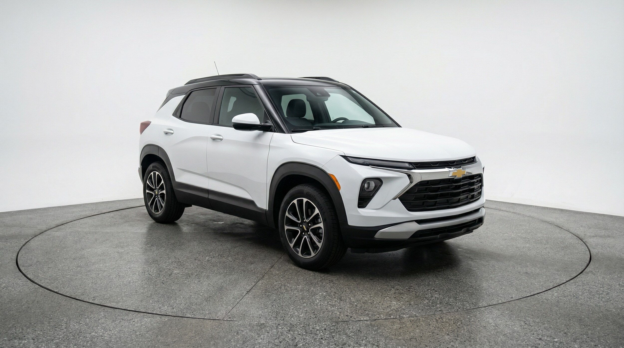 Thumbnail: 2025 Chevrolet TrailBlazer - 1