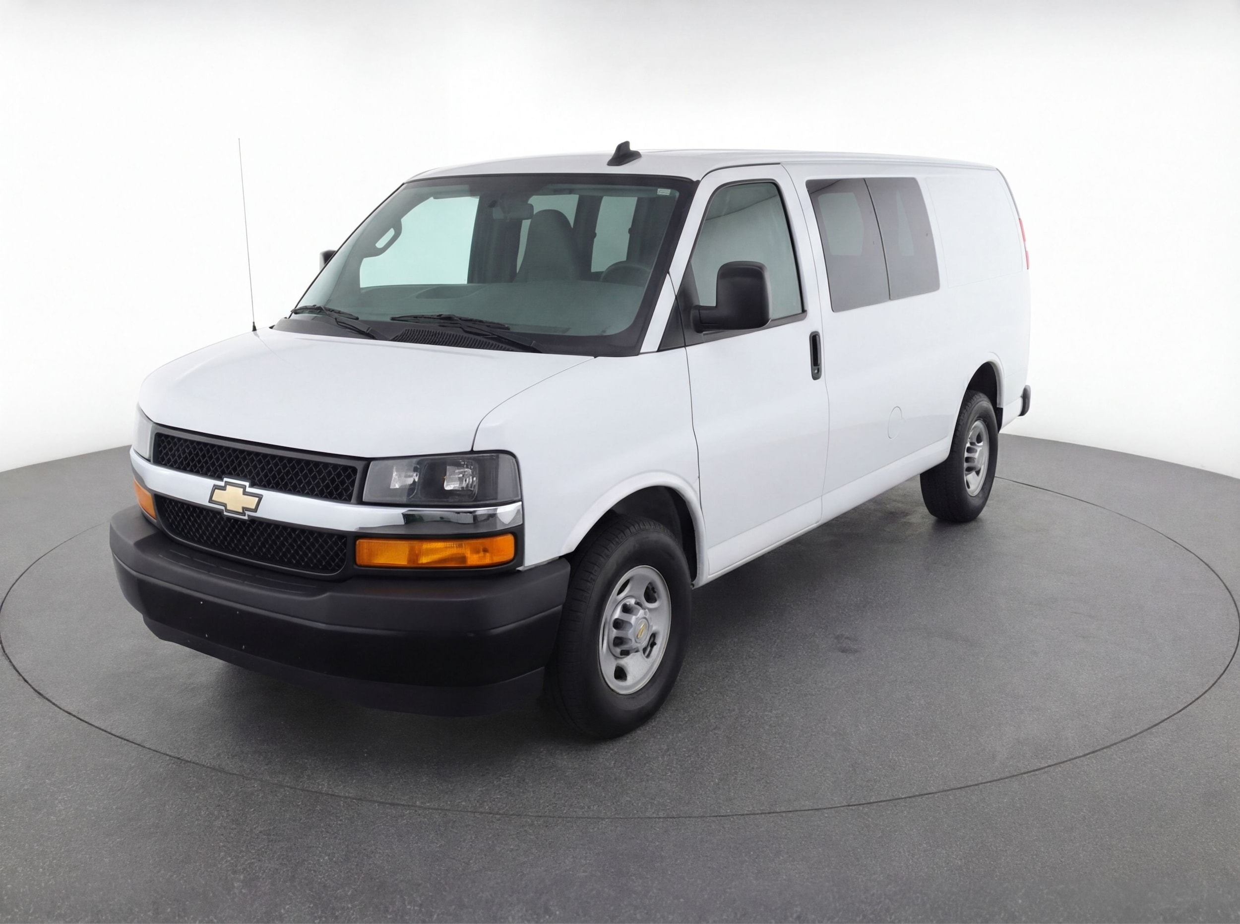 Thumbnail: 2025 Chevrolet Express - 3